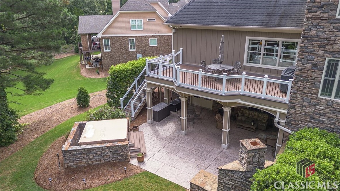 2481 Lakewood Manor Drive