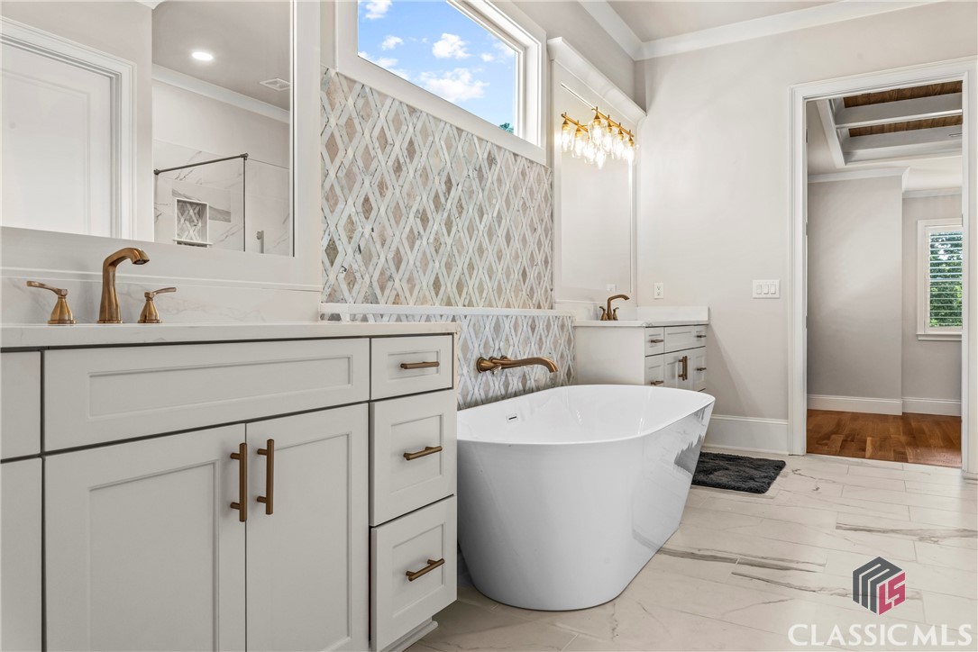 902 Indigo Bunting Road