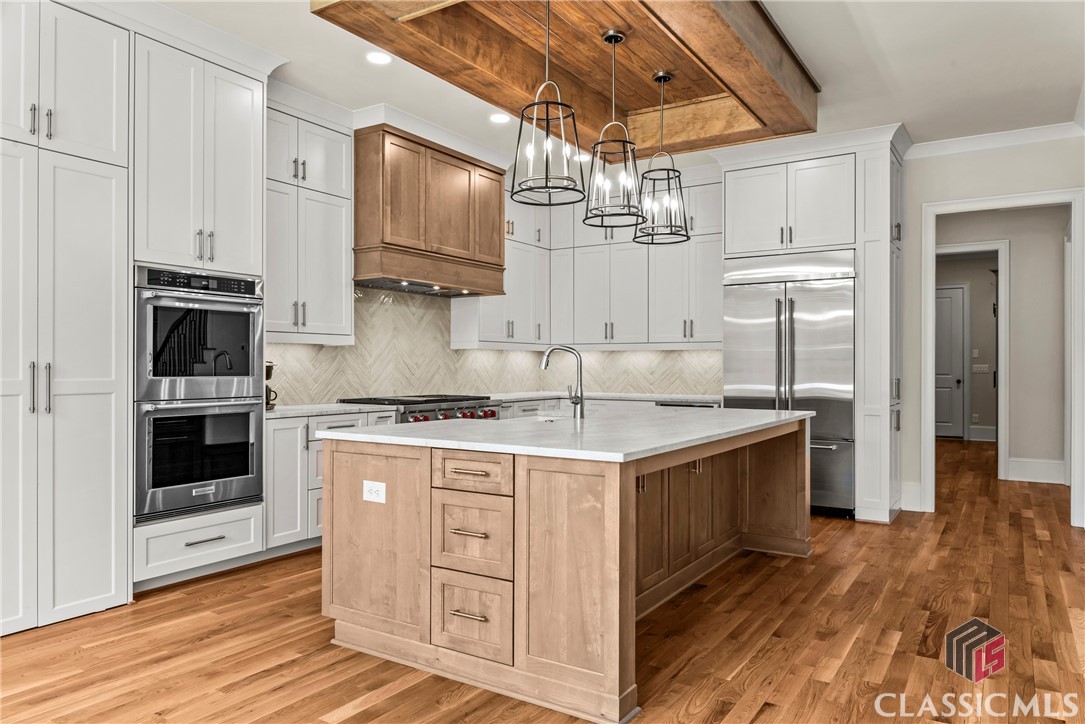 902 Indigo Bunting Road