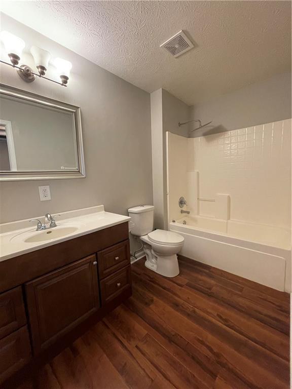 1631 River Shore Parkway