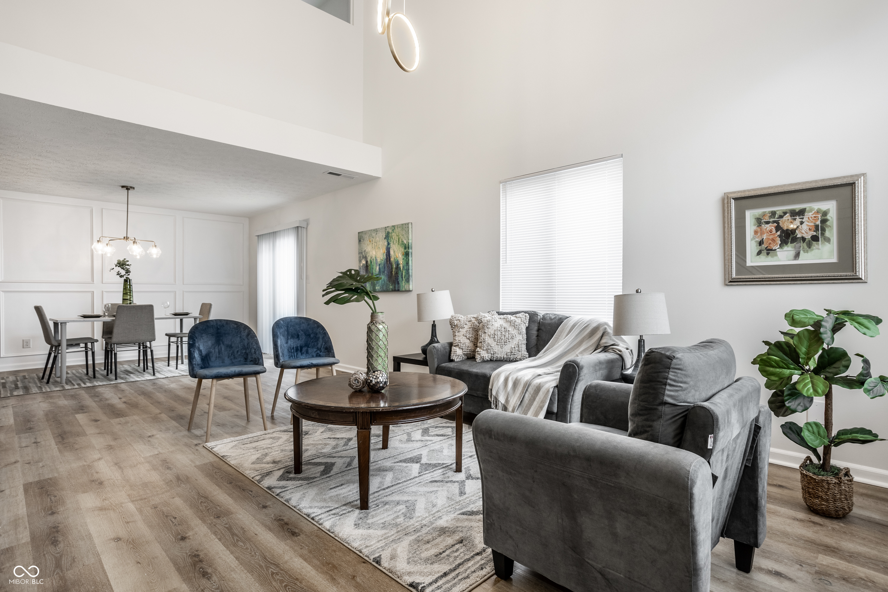 6596 Dunsdin Drive