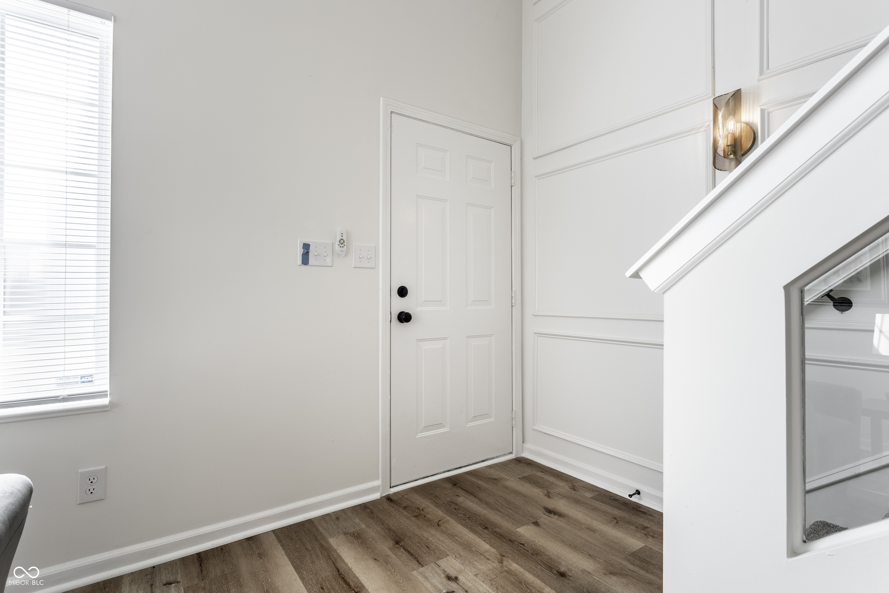 6596 Dunsdin Drive