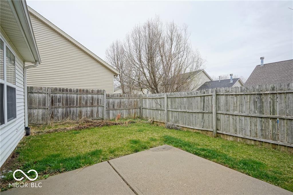 14931 Silver Thorne Way