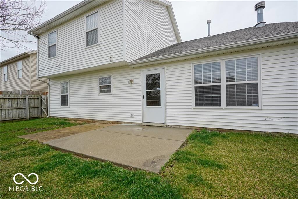 14931 Silver Thorne Way