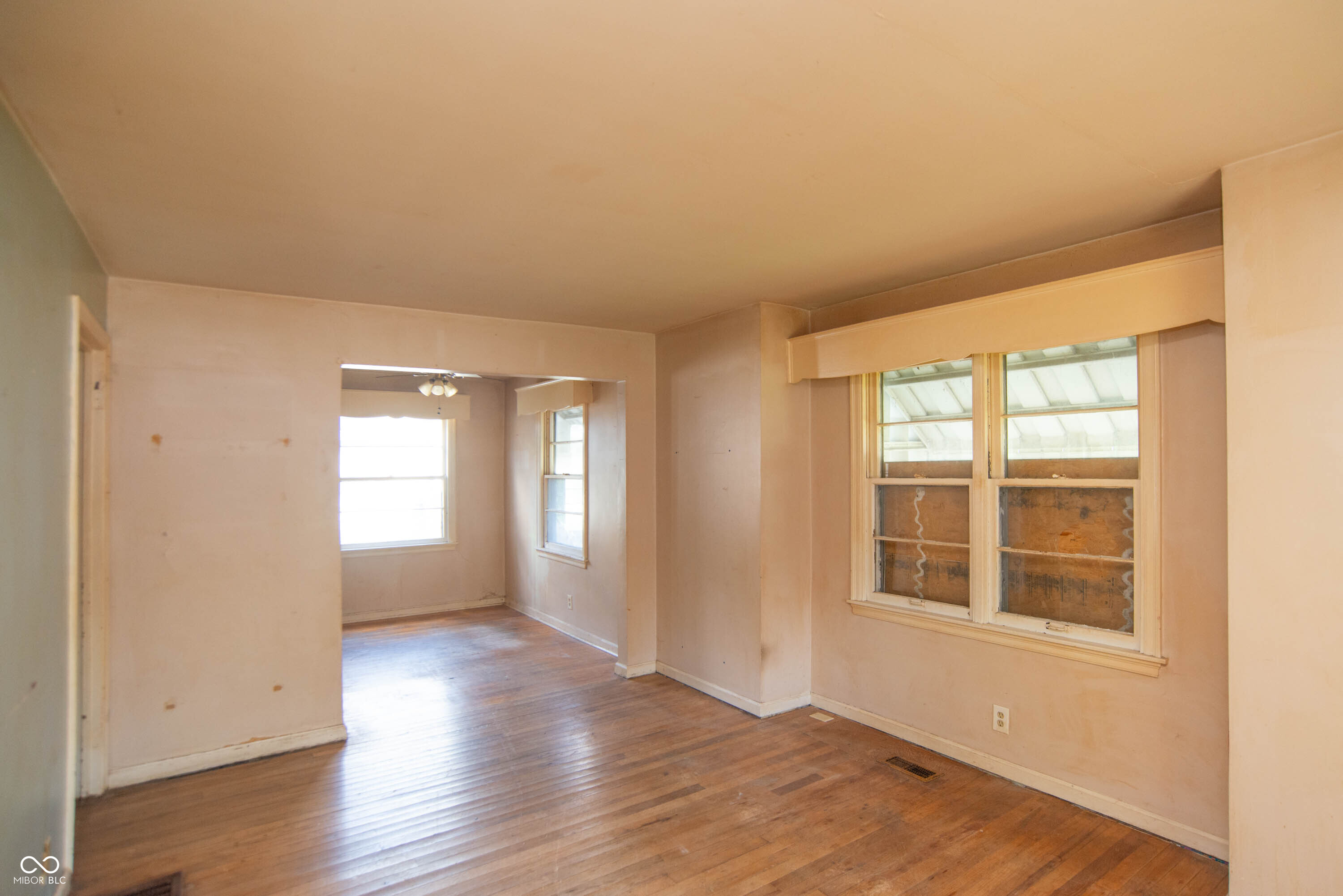 2001 Glenridge Drive