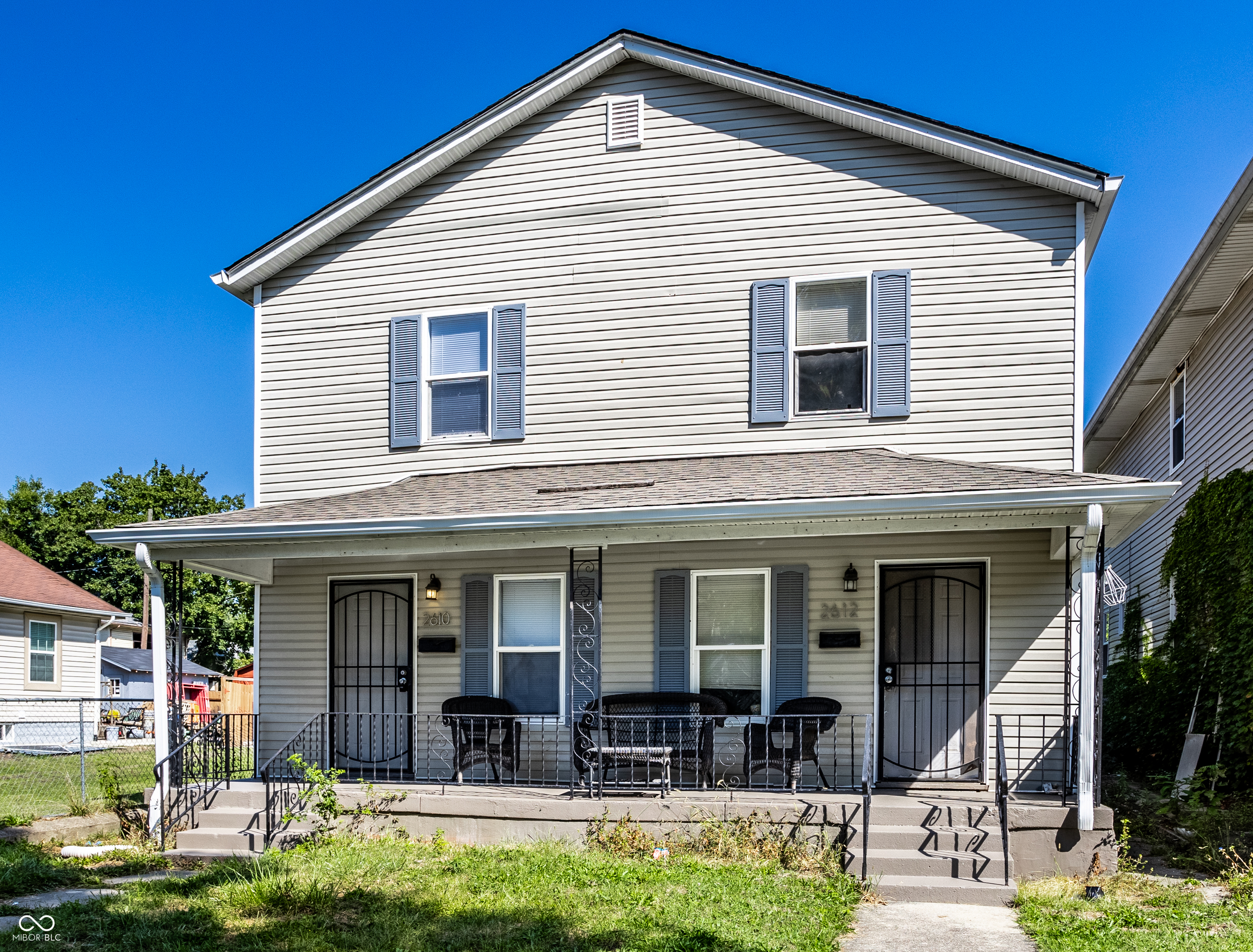 2610-2612 E North Street