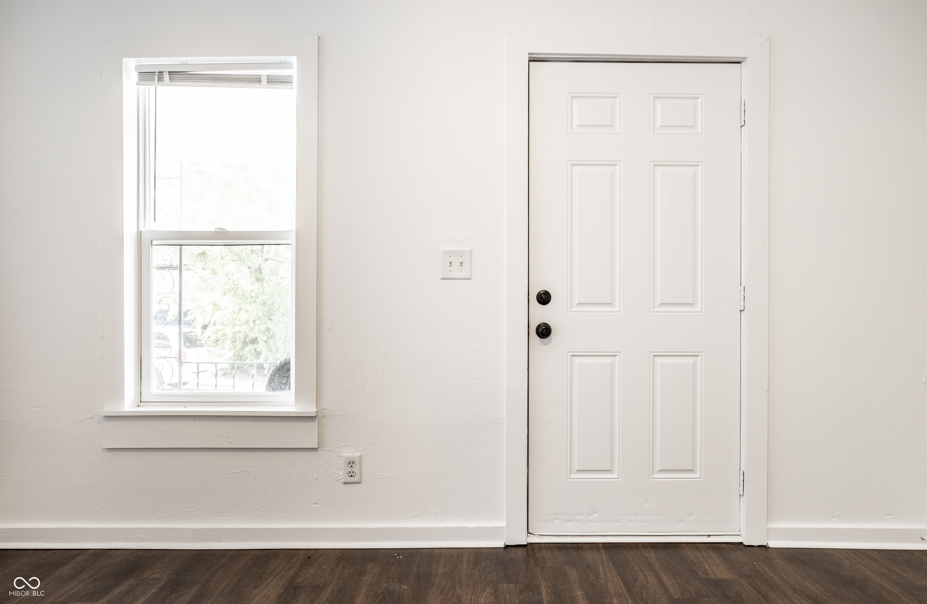 2610-2612 E North Street