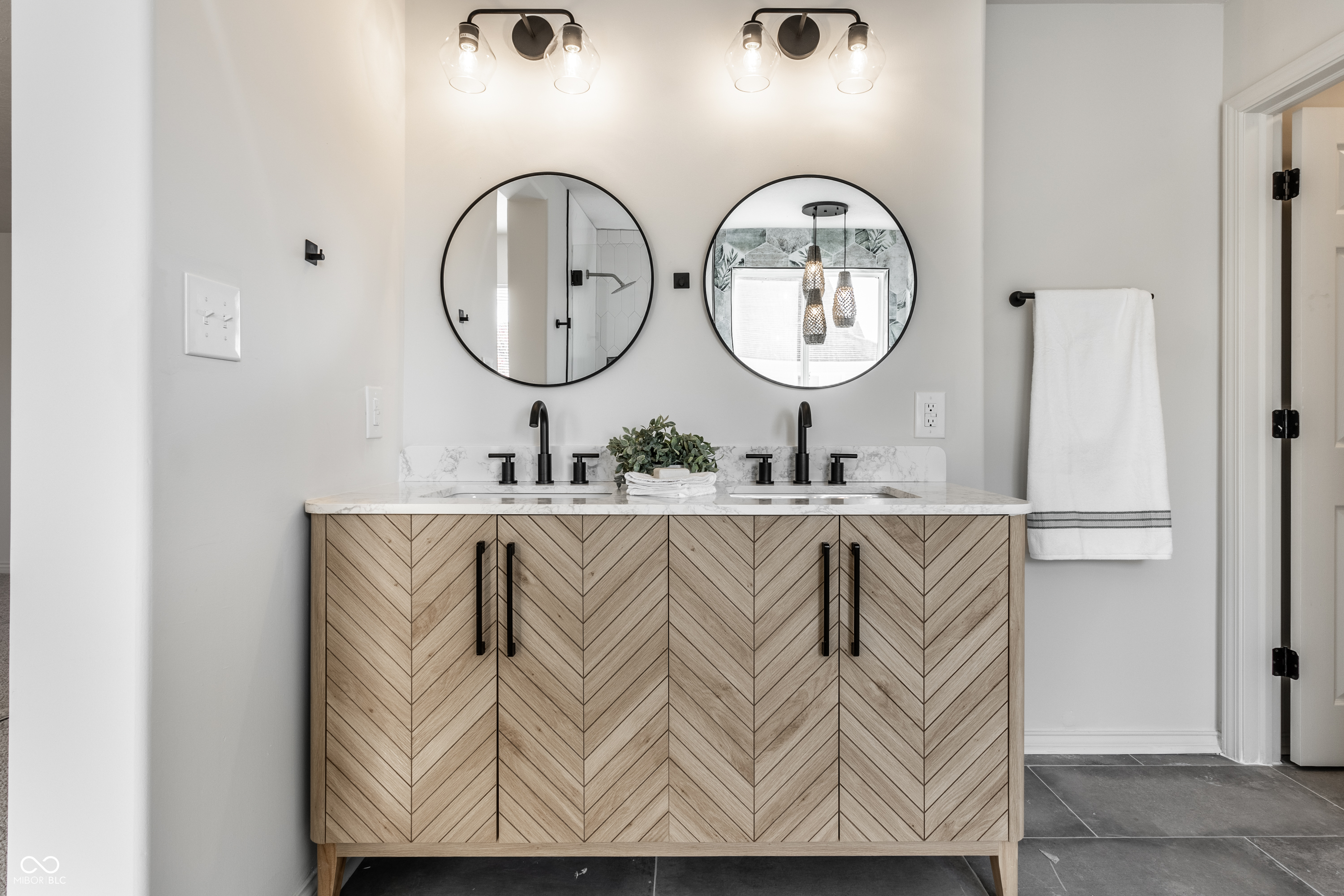 1084 Northcliffe Drive