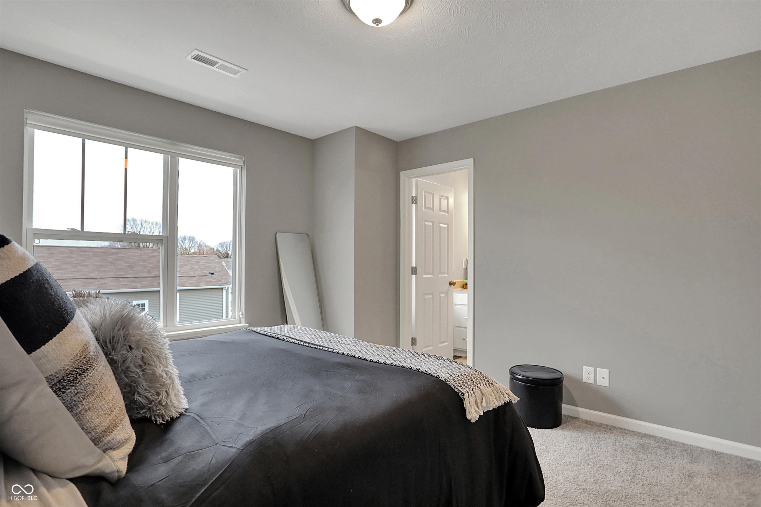 3123 Bolton Square Boulevard