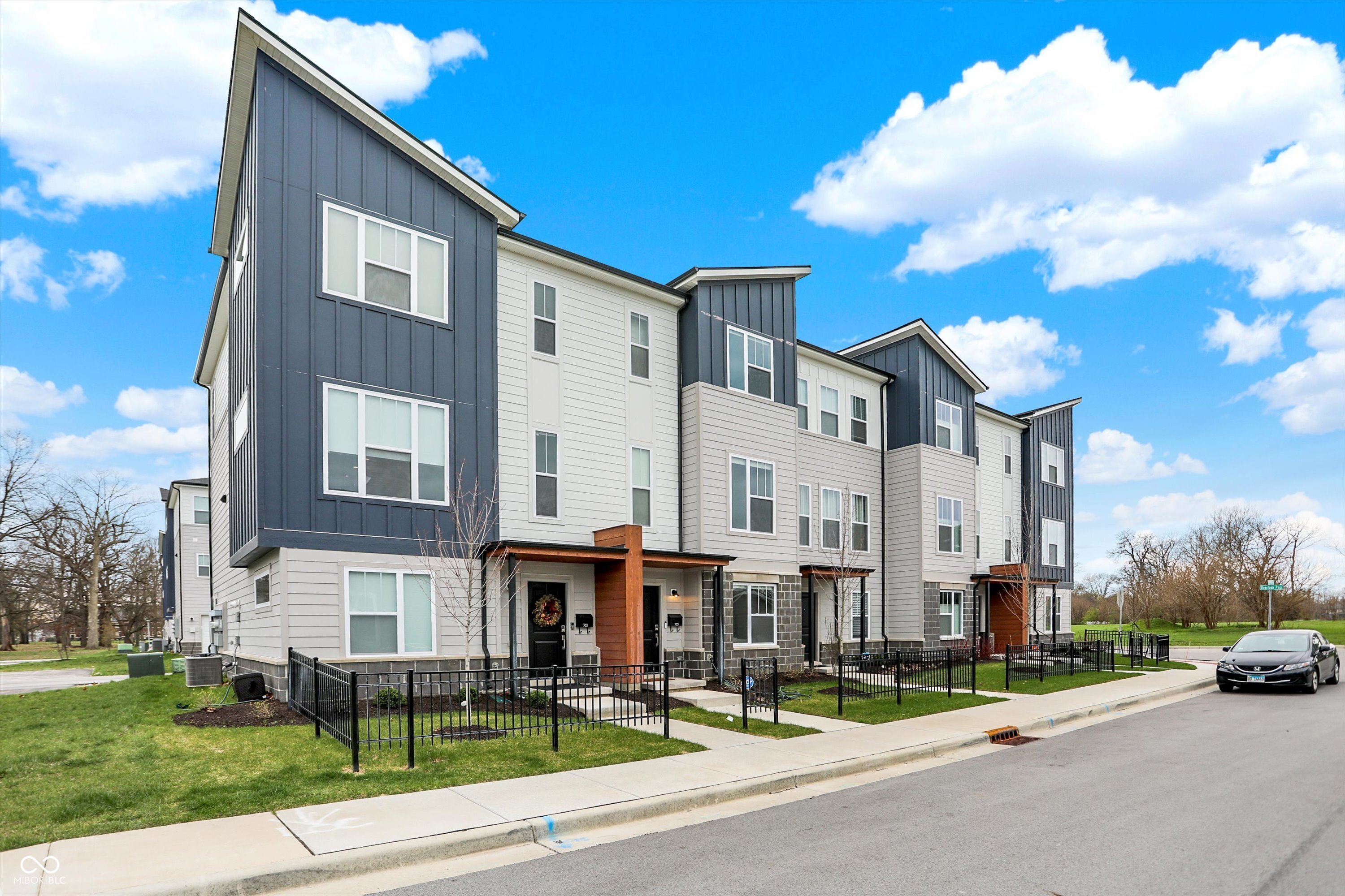 3123 Bolton Square Boulevard