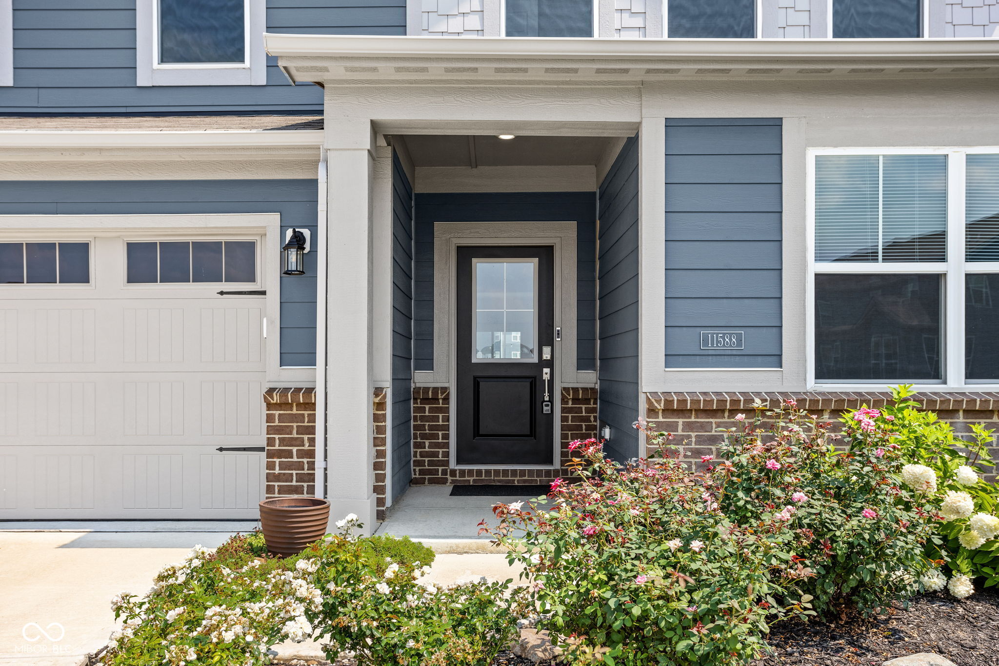 11588 Brooks Farm Boulevard