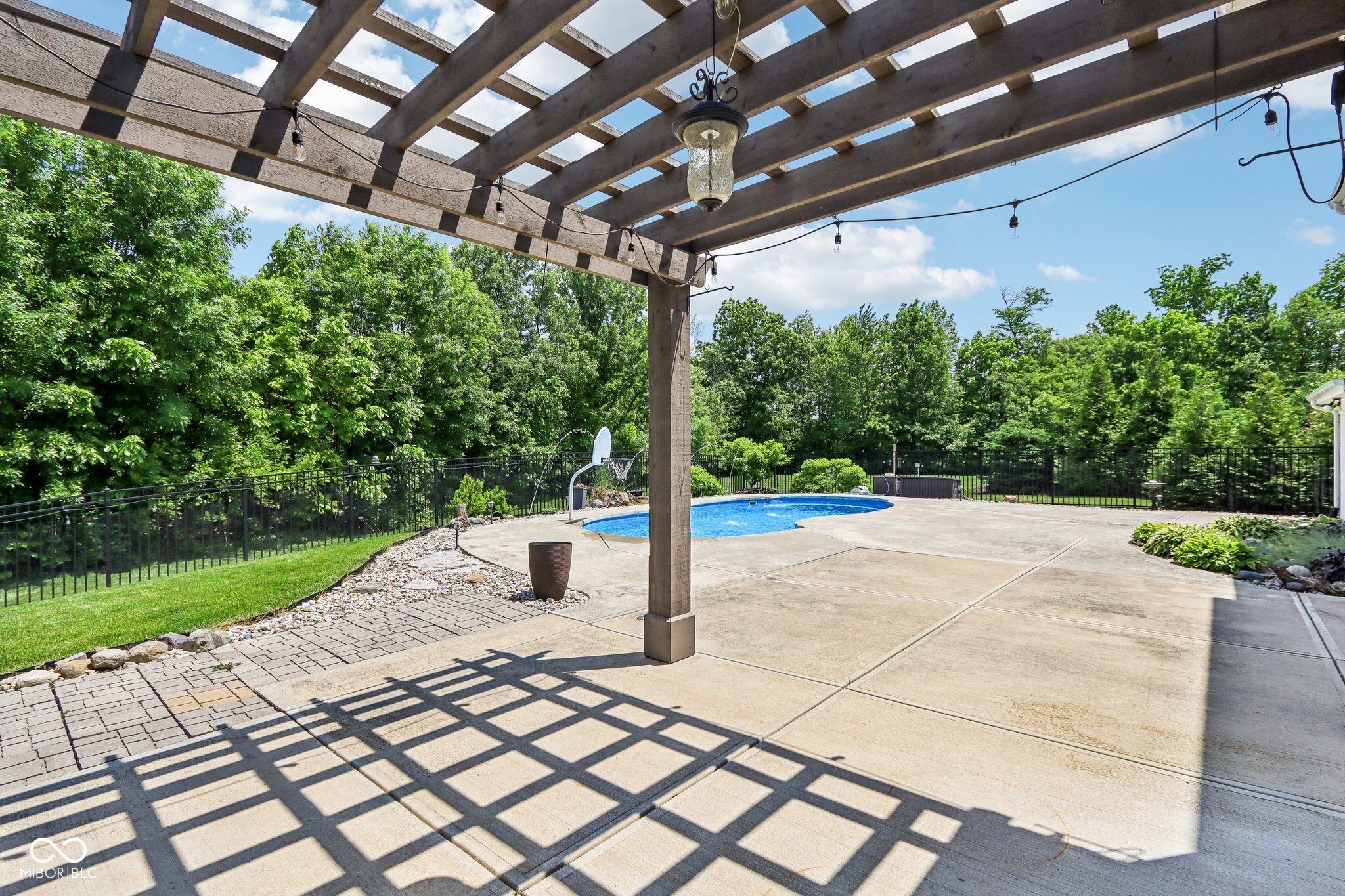 644 Ridge Gate Drive