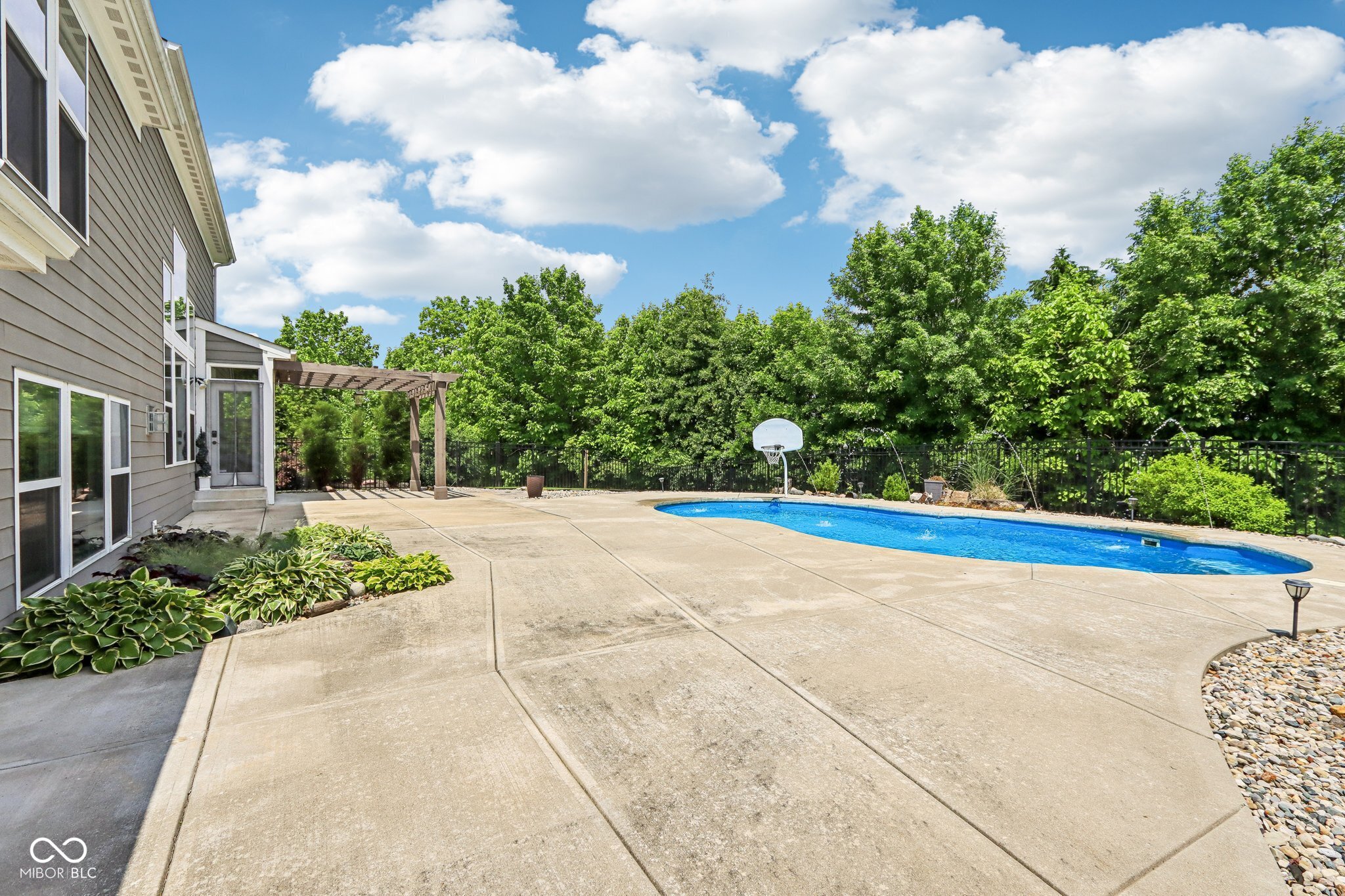644 Ridge Gate Drive