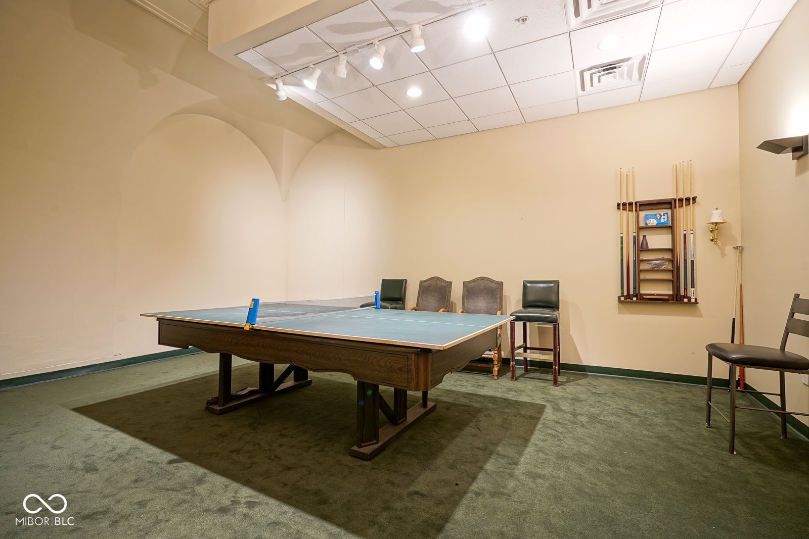 350 N Meridian Street Unit: 505