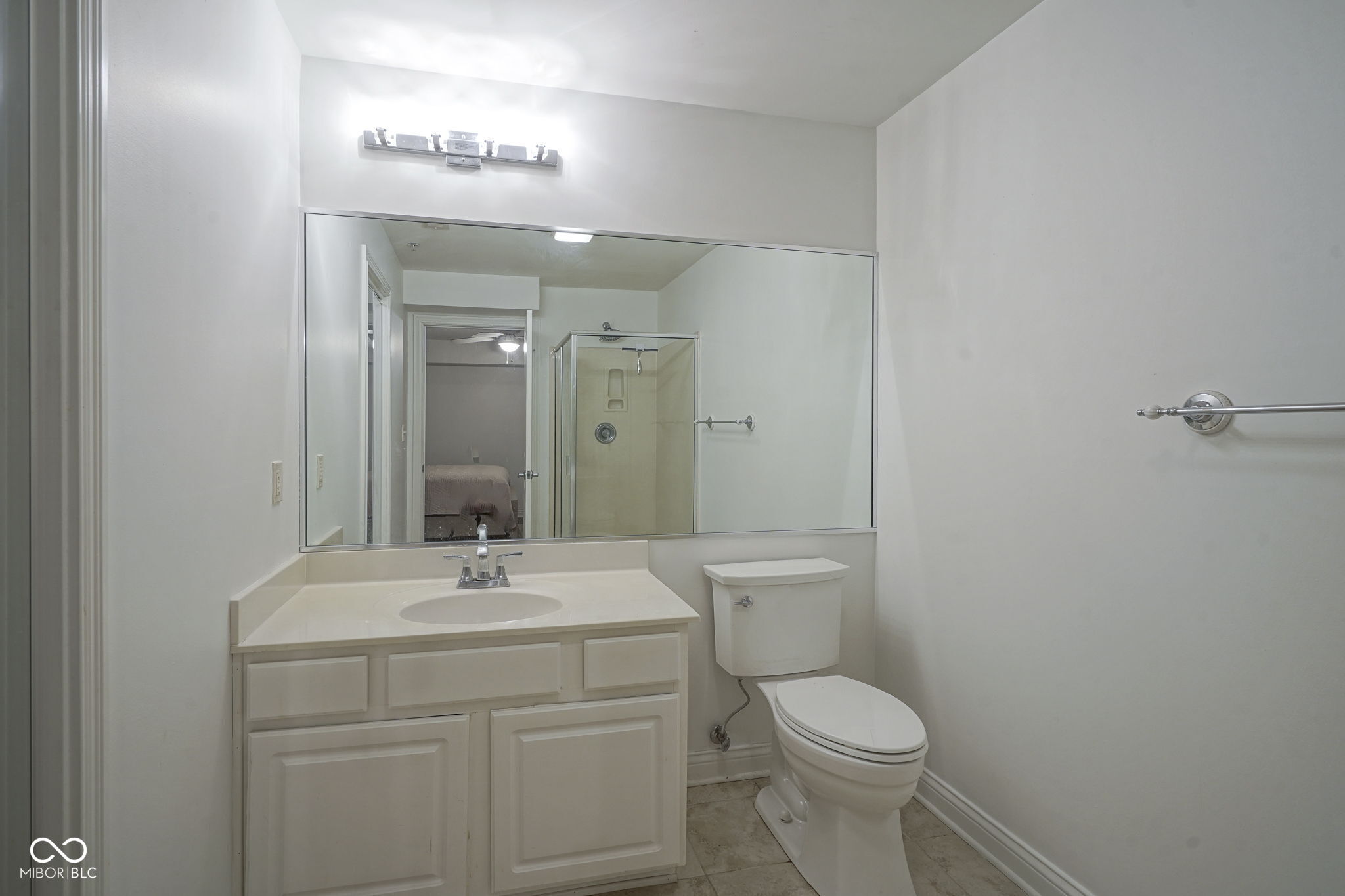 350 N Meridian Street Unit: 505