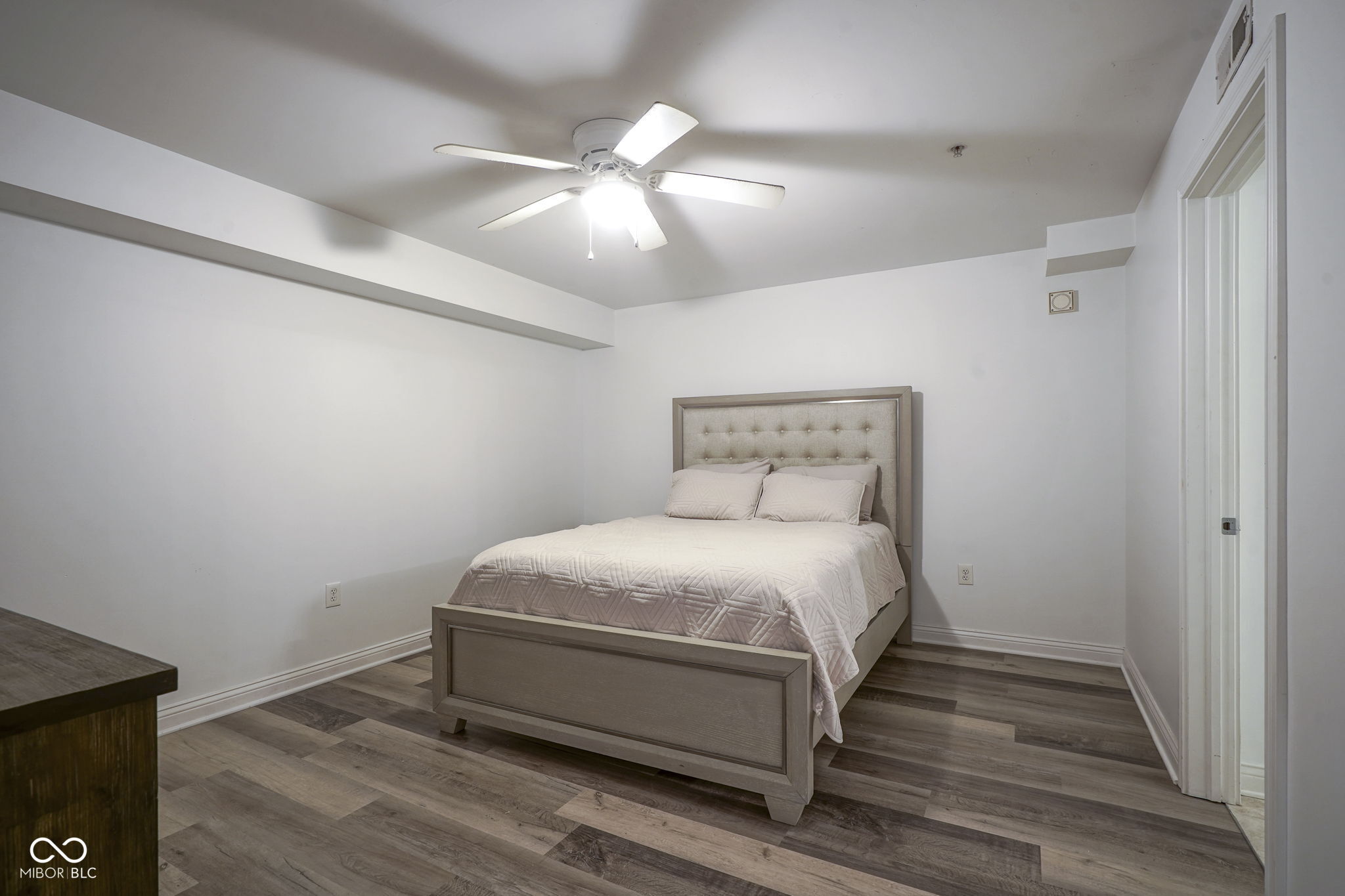 350 N Meridian Street Unit: 505