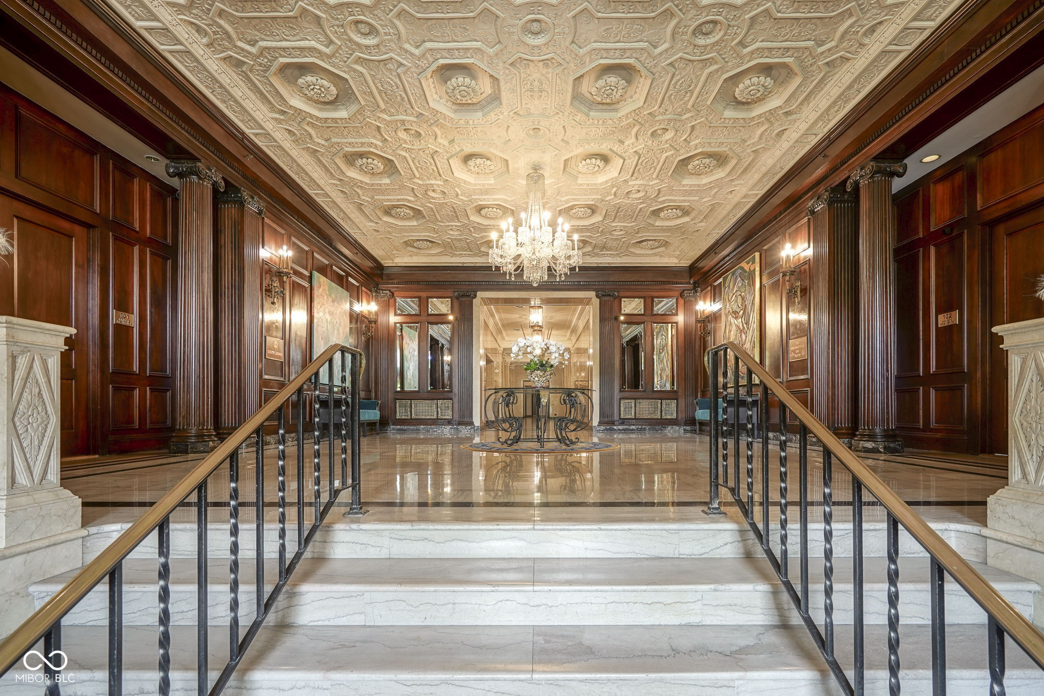 350 N Meridian Street Unit: 505