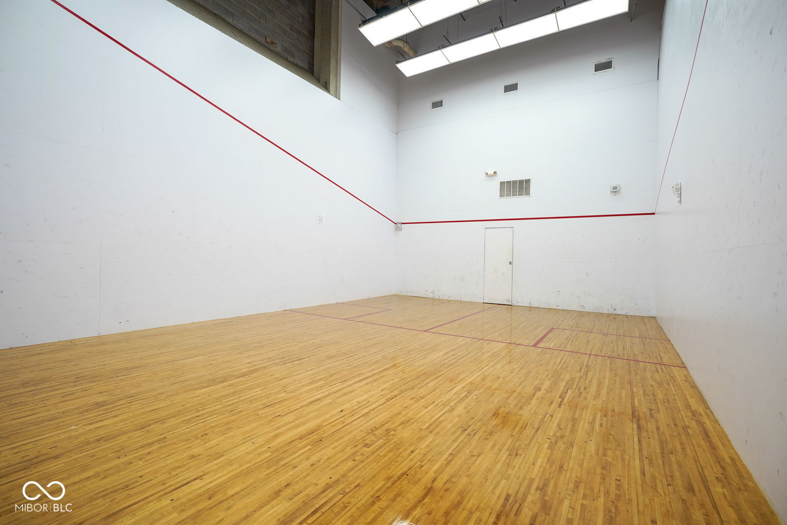 350 N Meridian Street Unit: 505