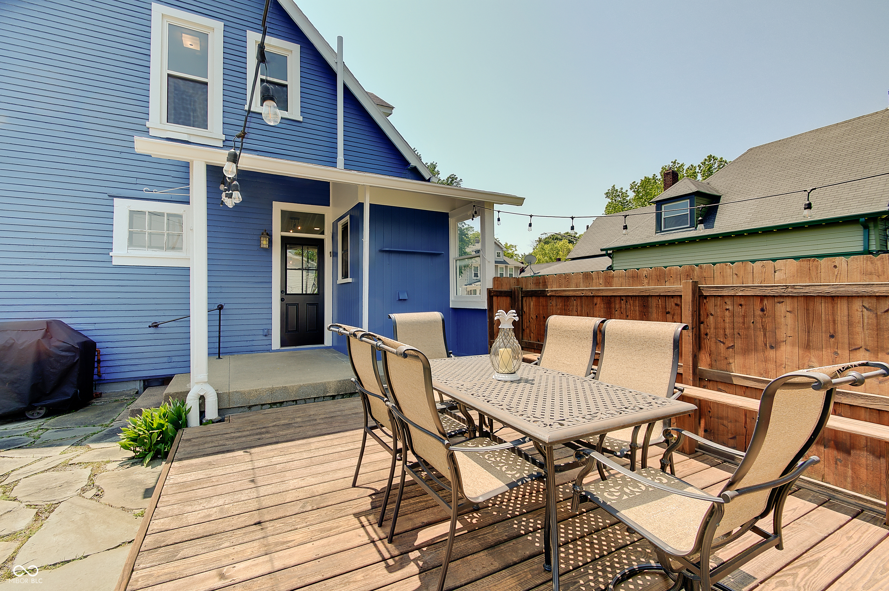 712 Orange Street