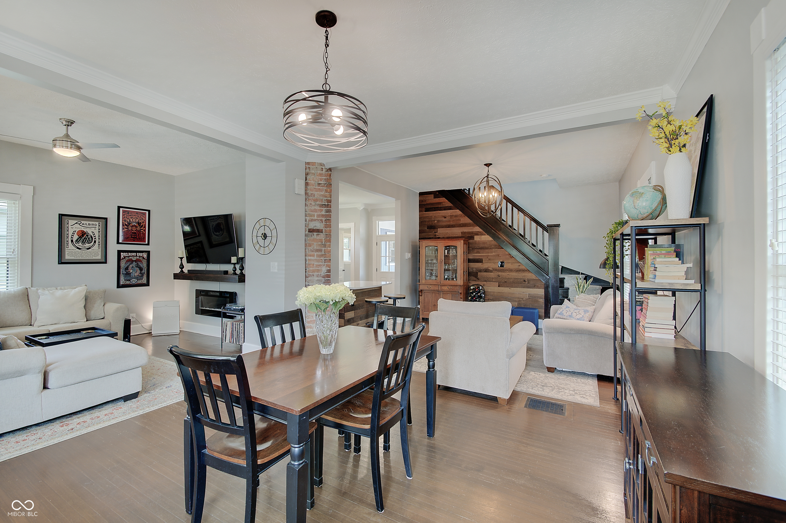 712 Orange Street