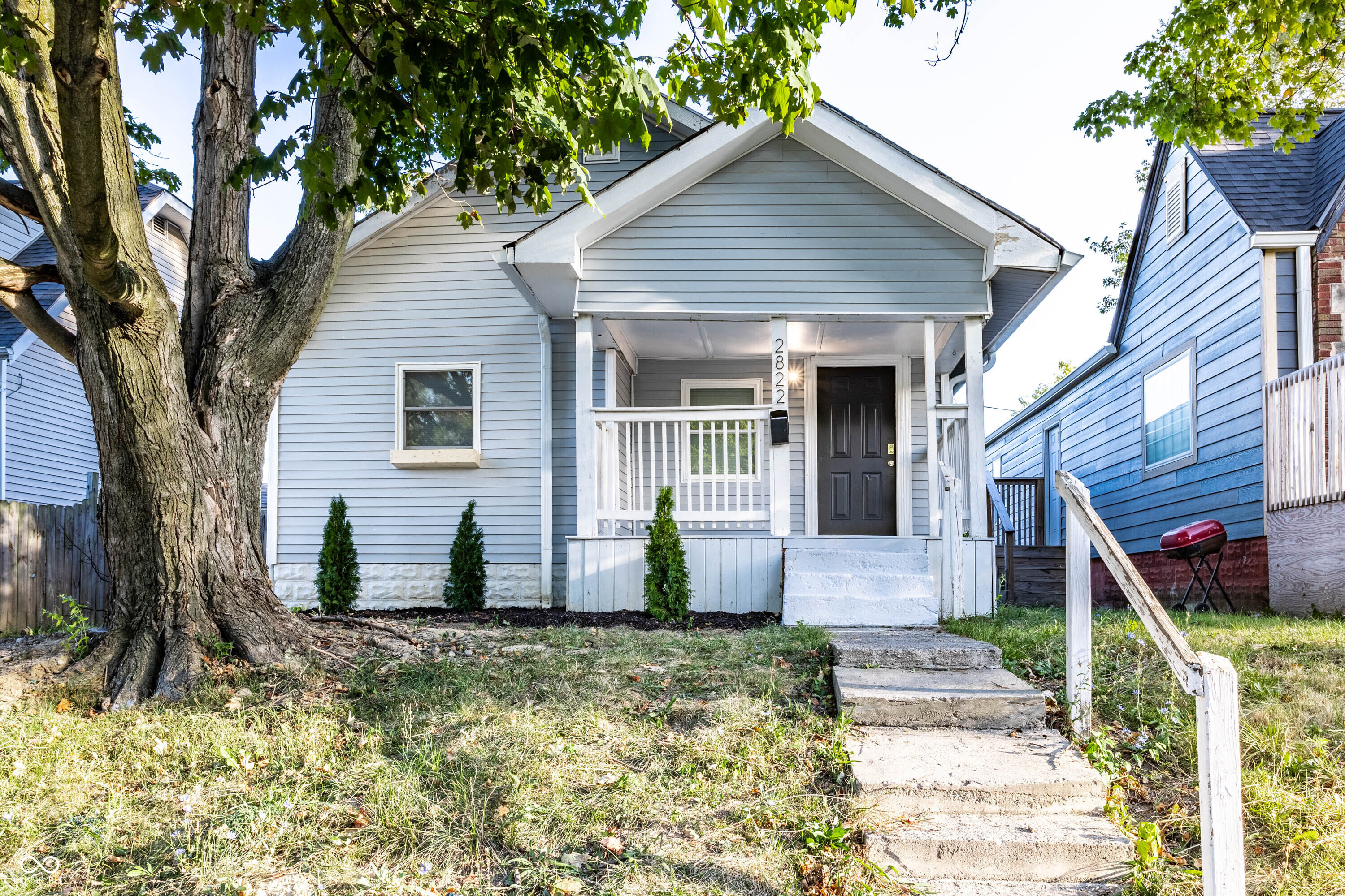 2822 E 19th Street