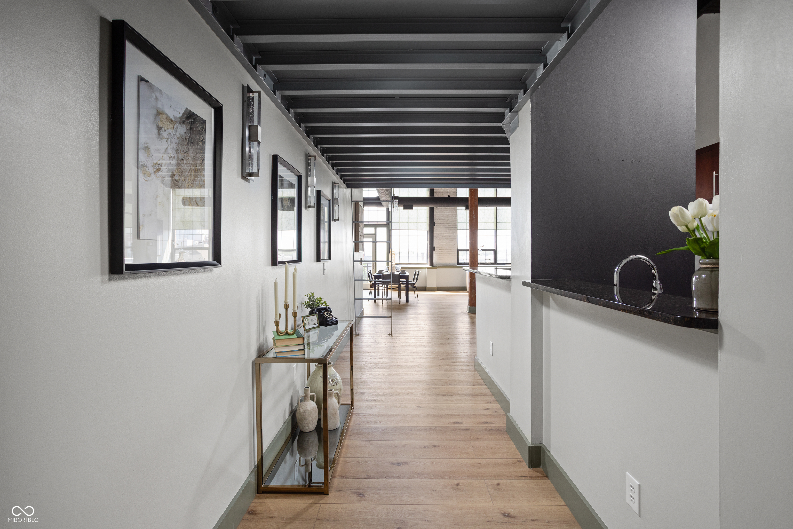 630 N College Avenue Unit: 408