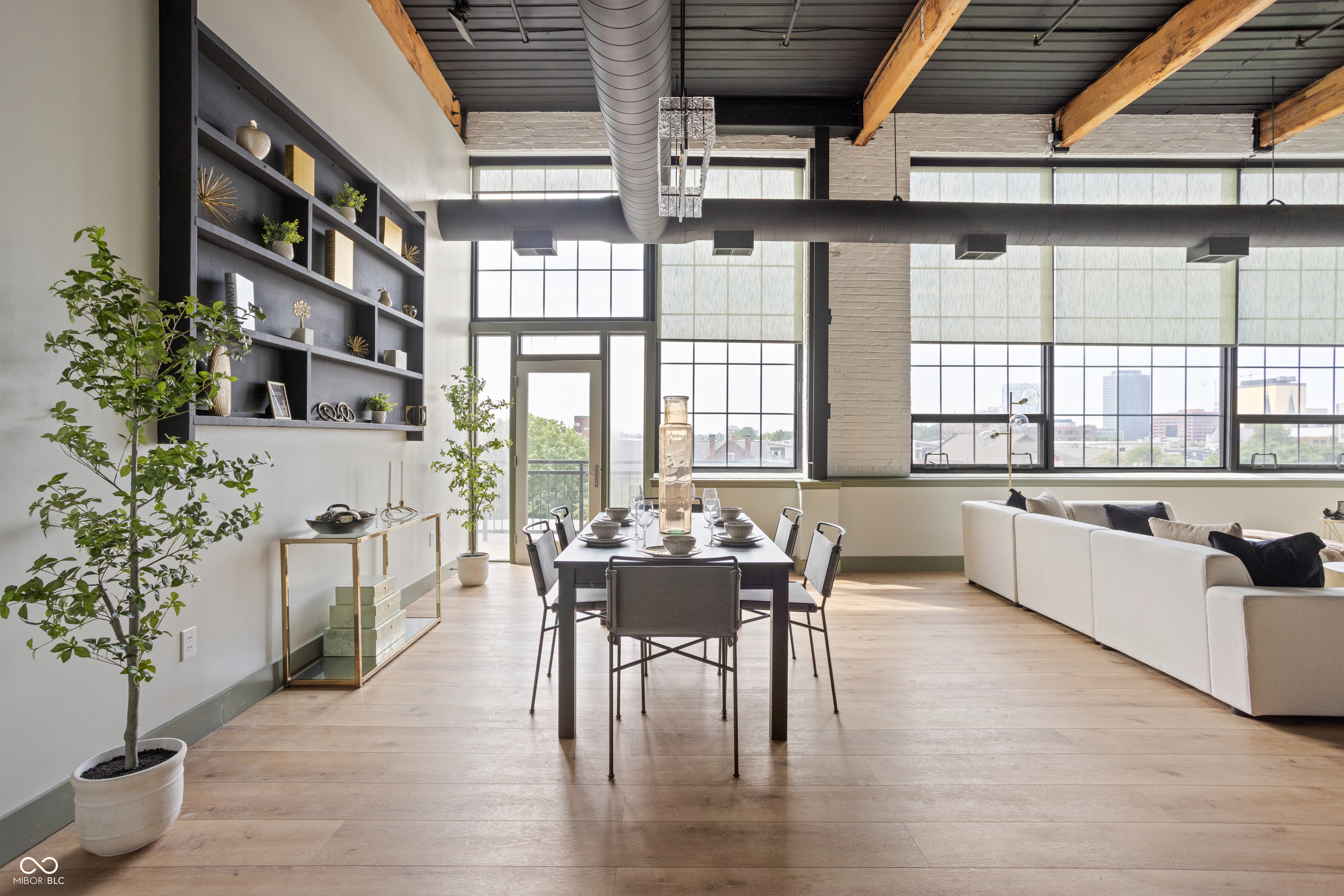 630 N College Avenue Unit: 408