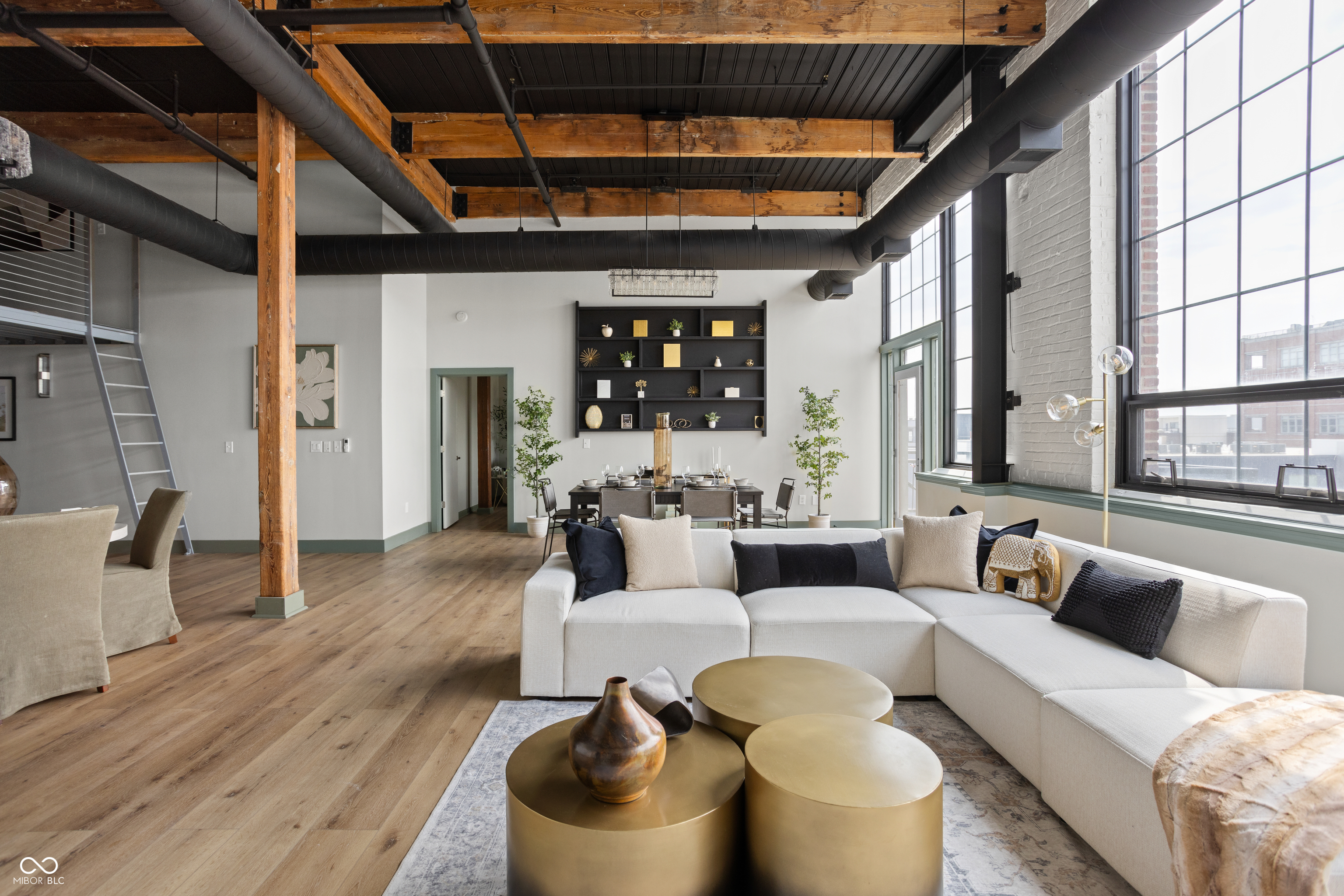 630 N College Avenue Unit: 408