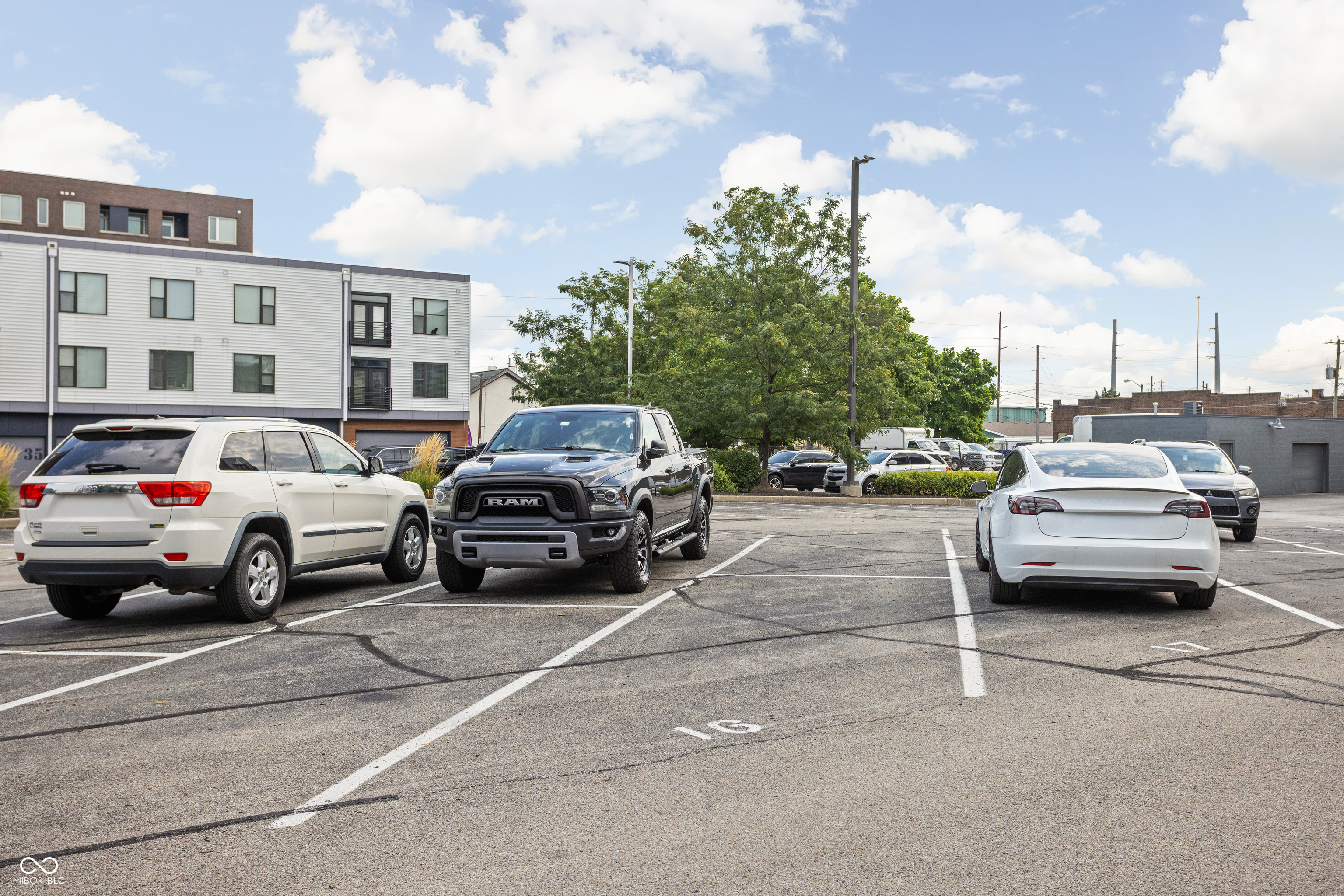 630 N College Avenue Unit: 408