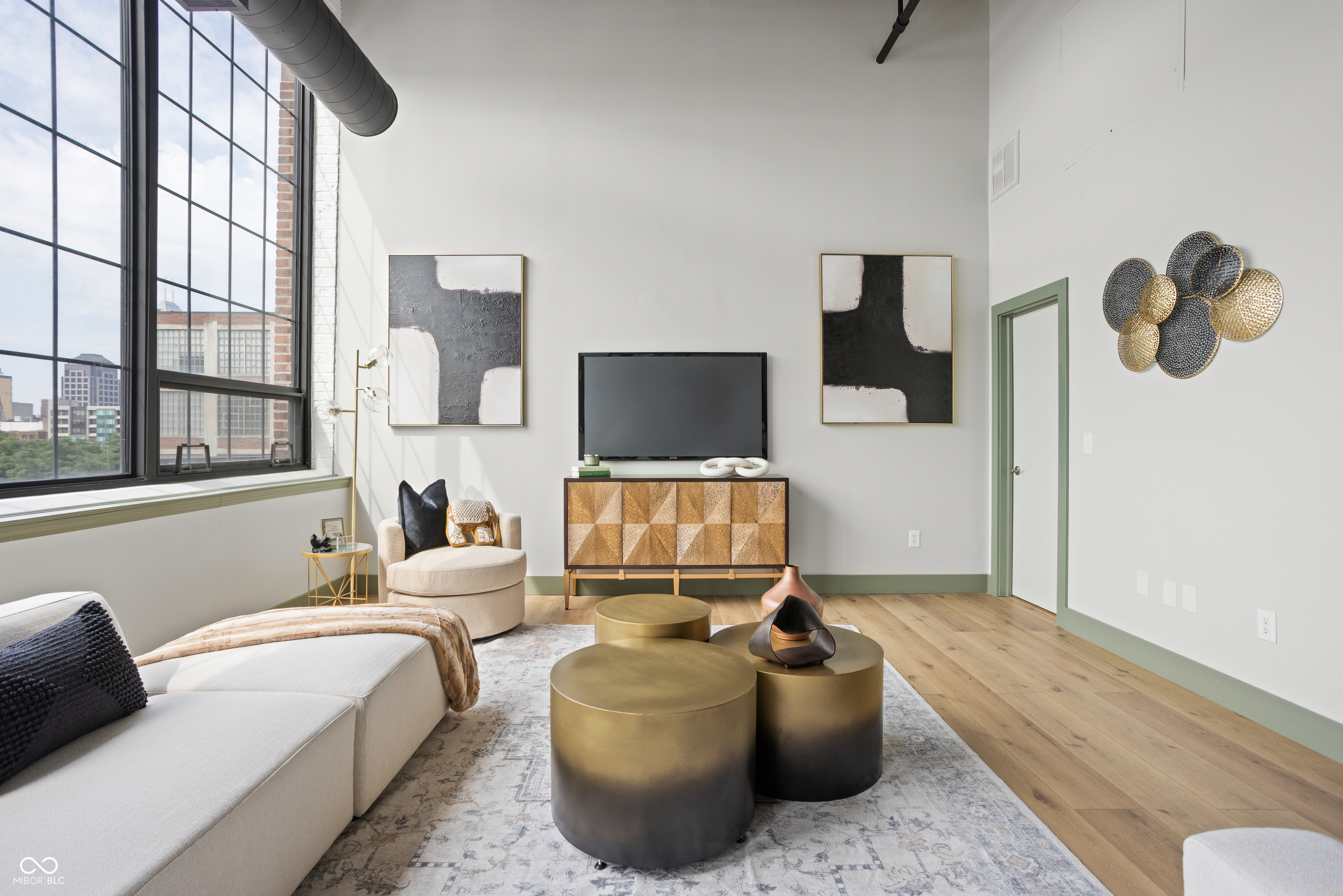 630 N College Avenue Unit: 408