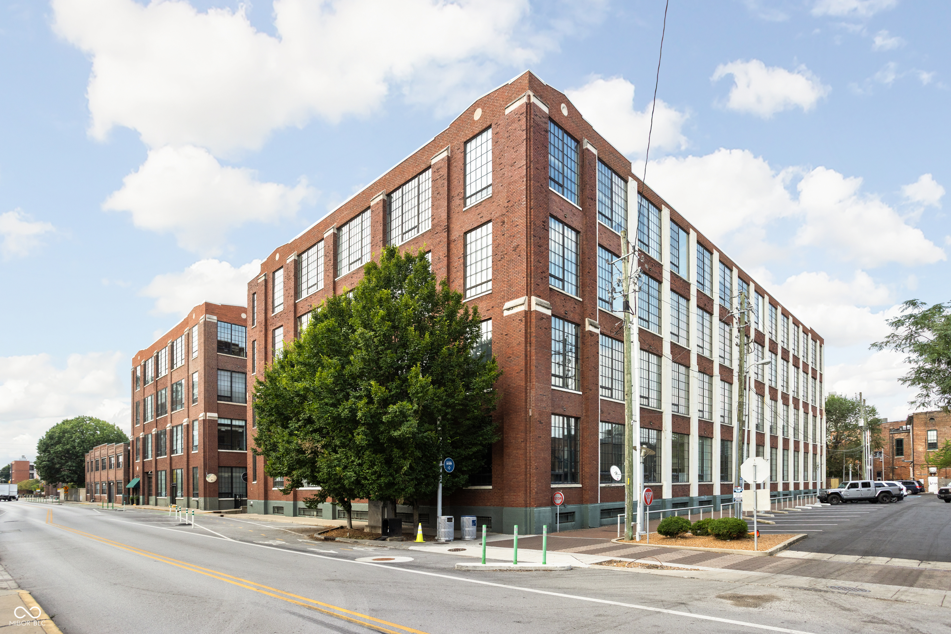 630 N College Avenue Unit: 408