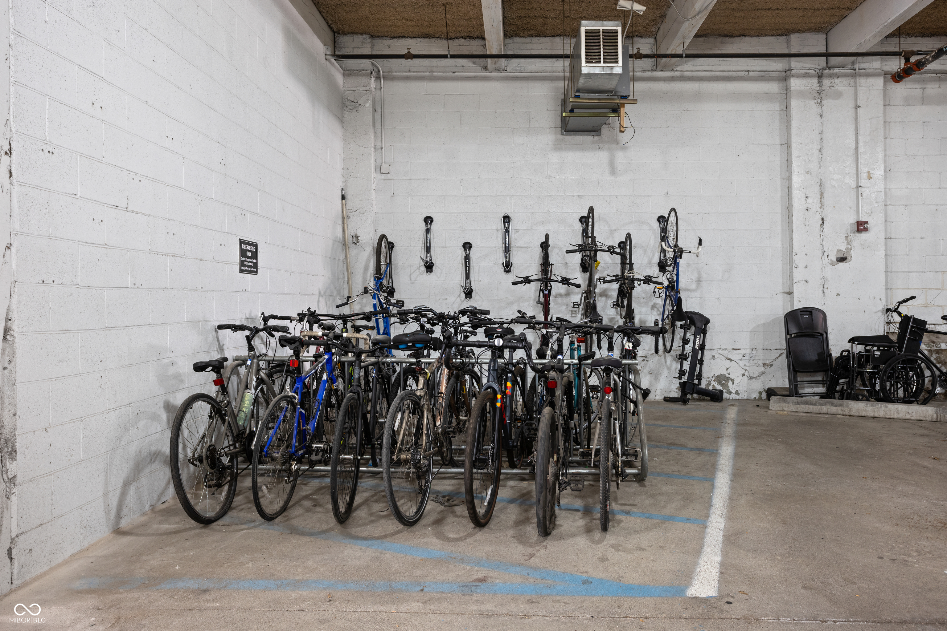 630 N College Avenue Unit: 408