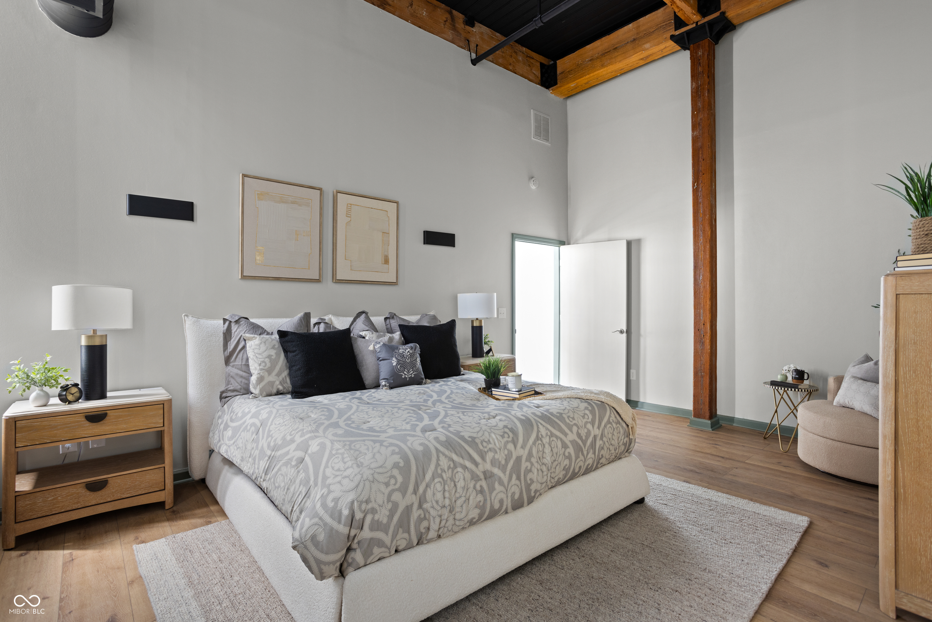 630 N College Avenue Unit: 408