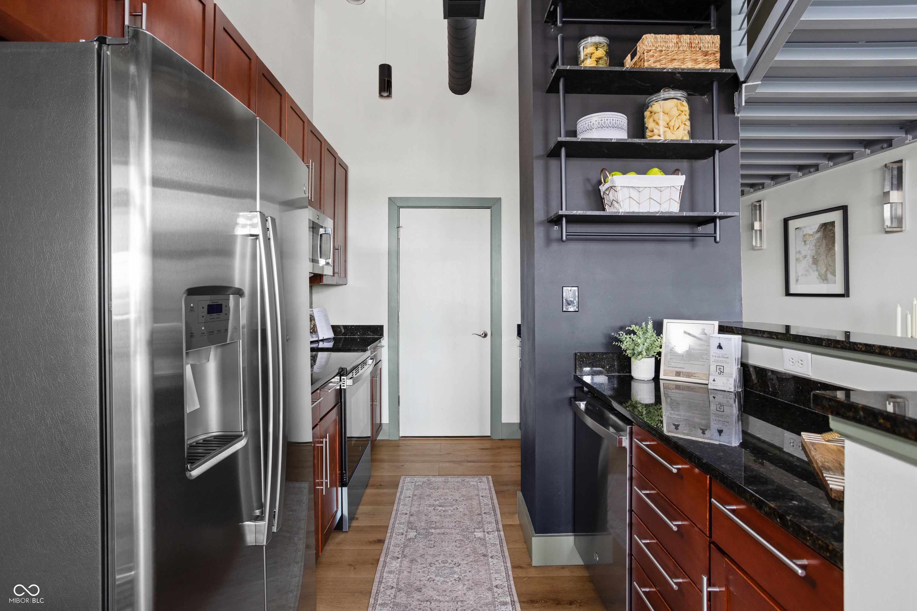 630 N College Avenue Unit: 408