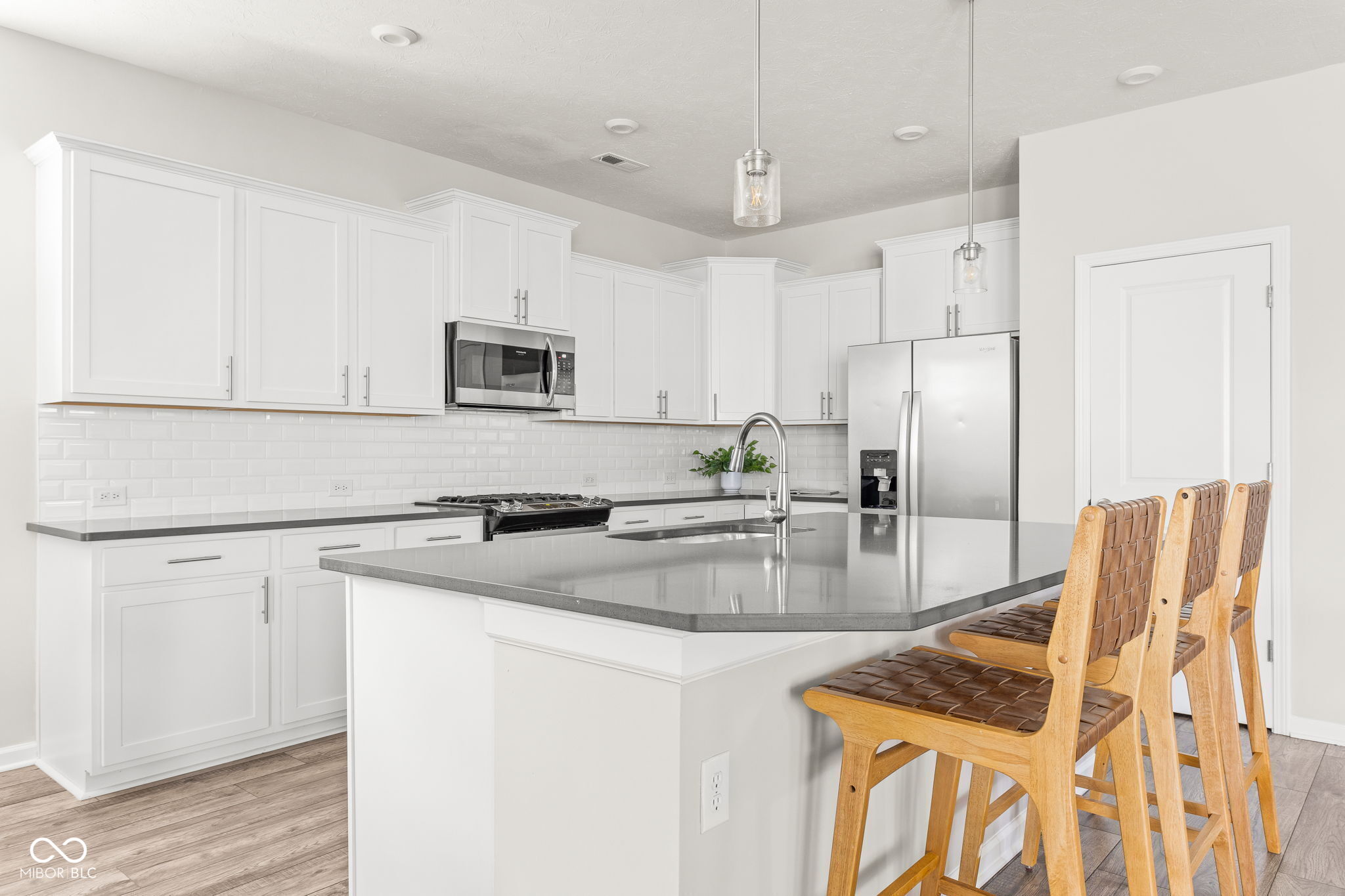 17362 Dovehouse Lane