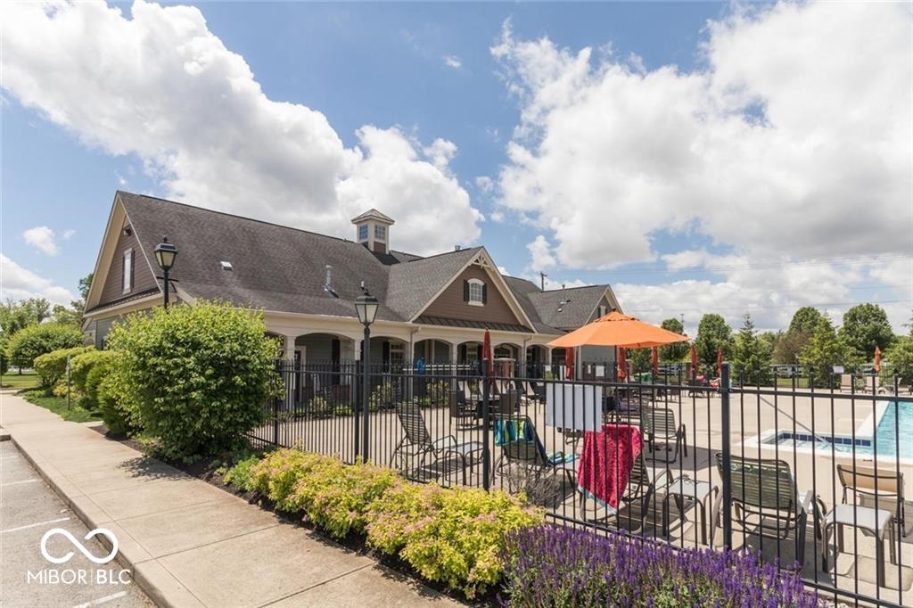 17362 Dovehouse Lane
