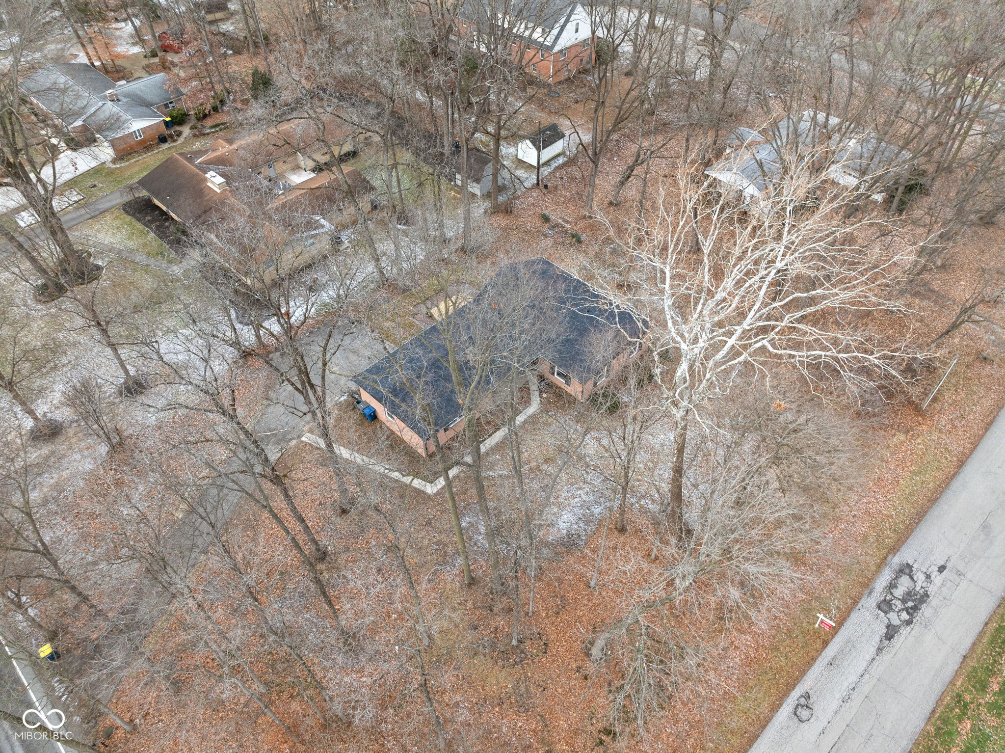 9114 Crestview Drive