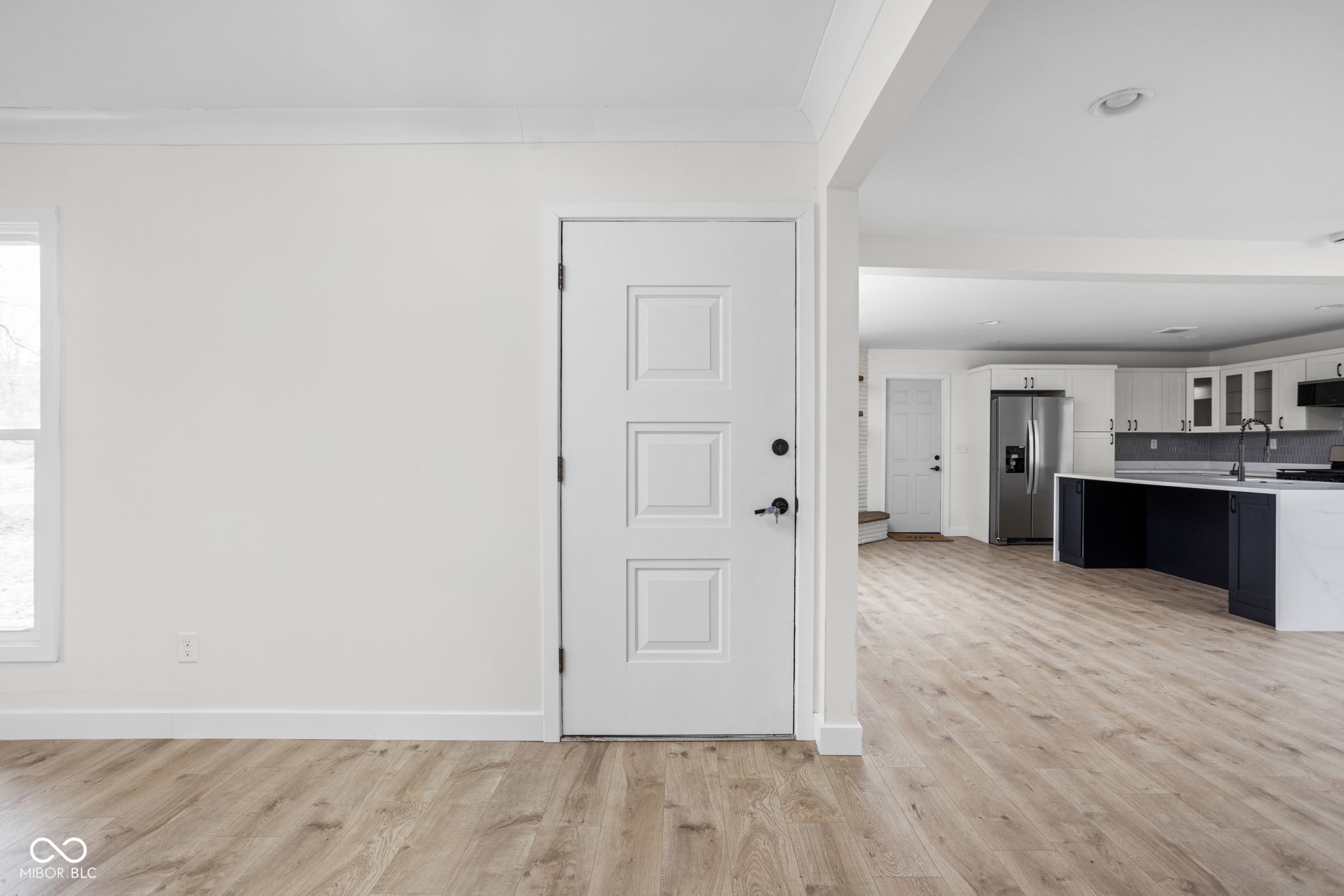 9114 Crestview Drive