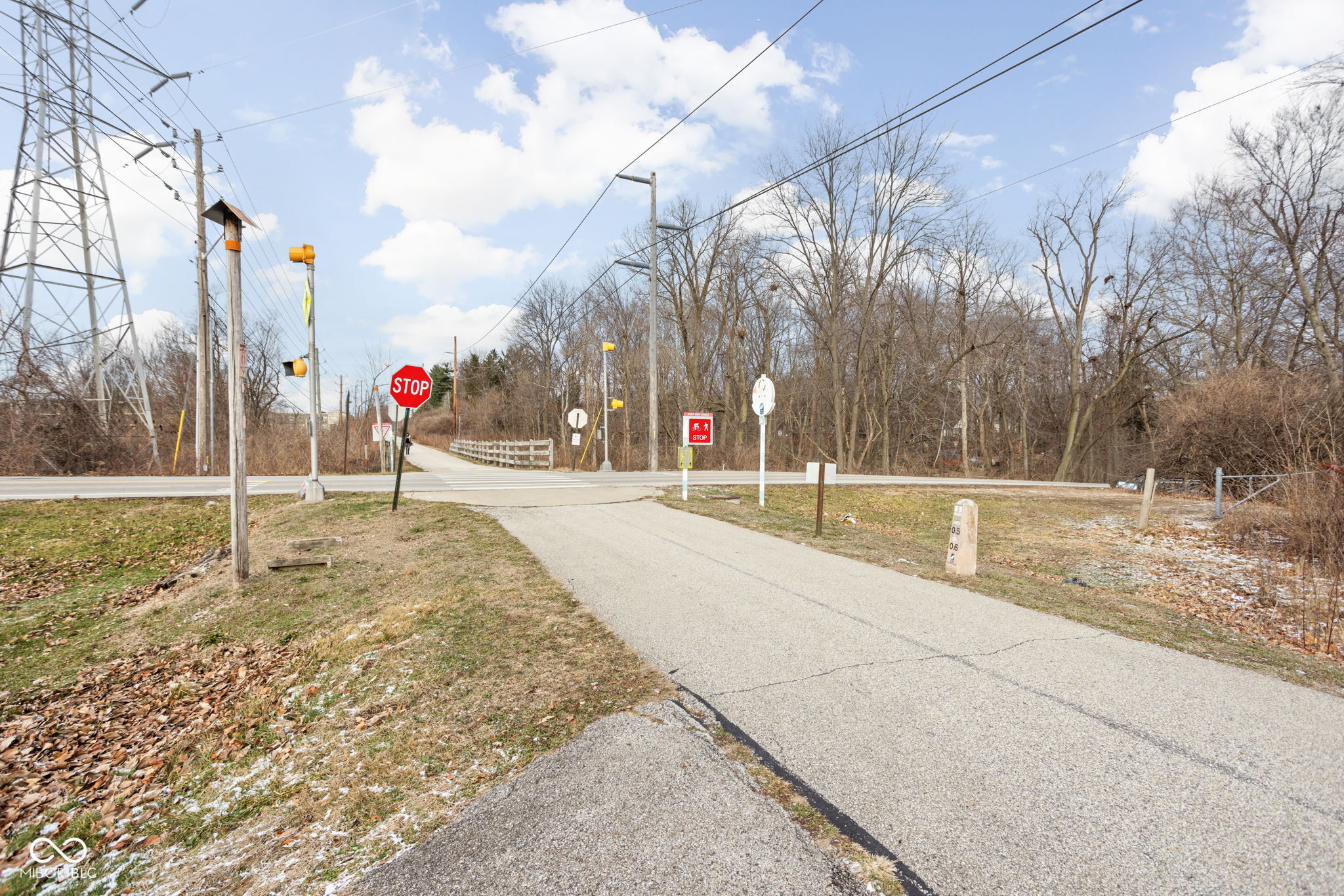 9114 Crestview Drive