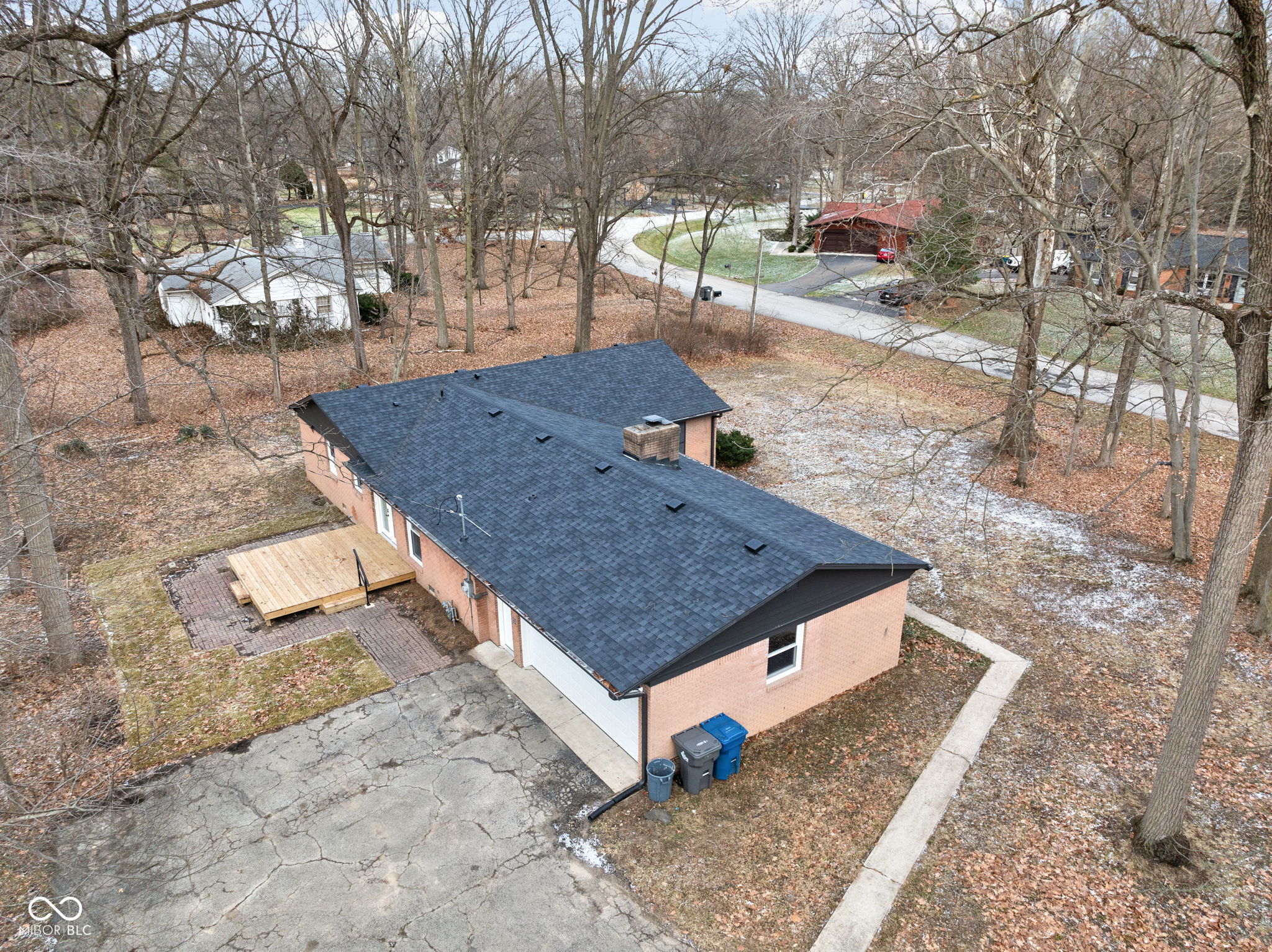 9114 Crestview Drive