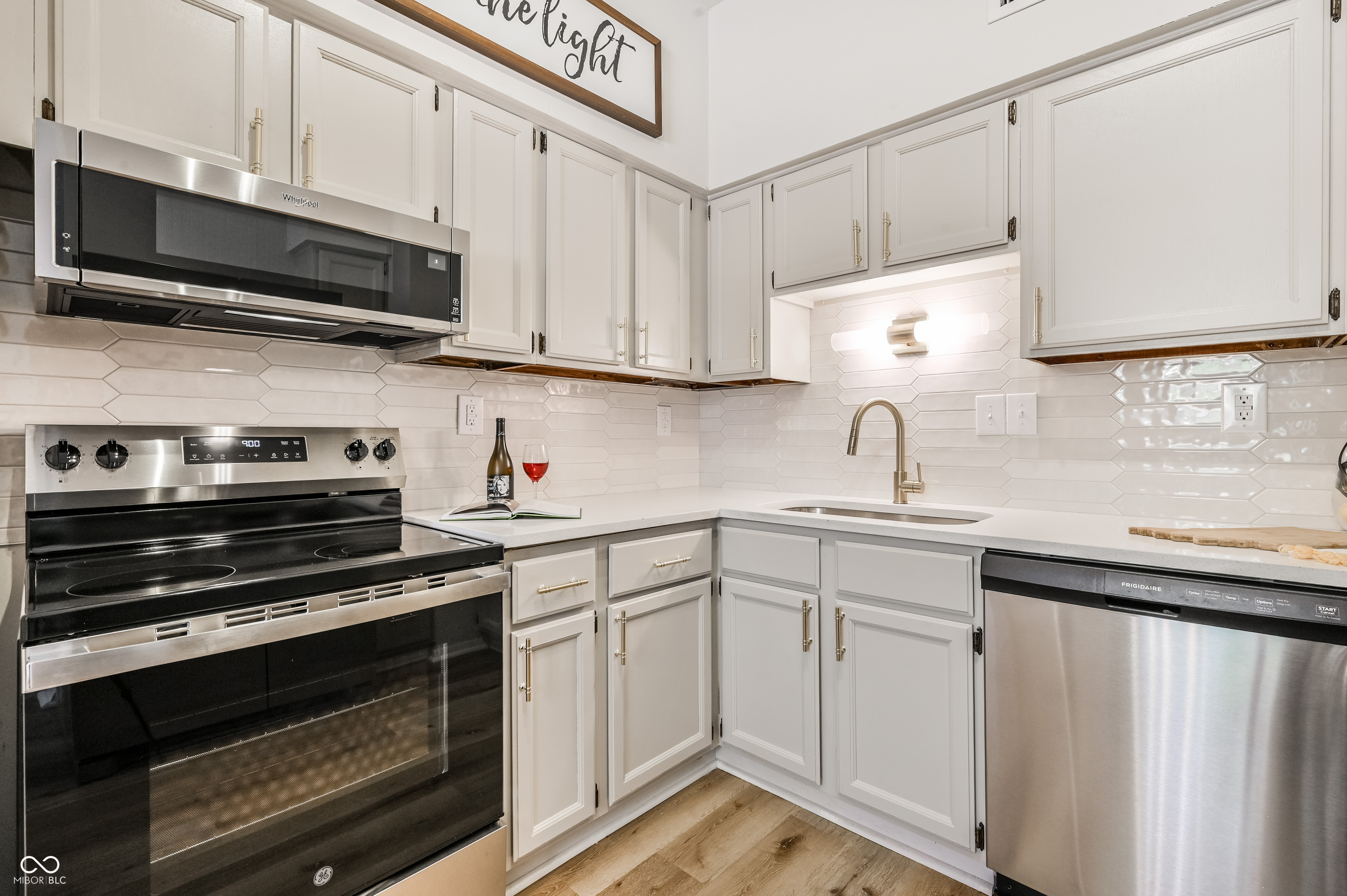 8060 Castle Farms Court