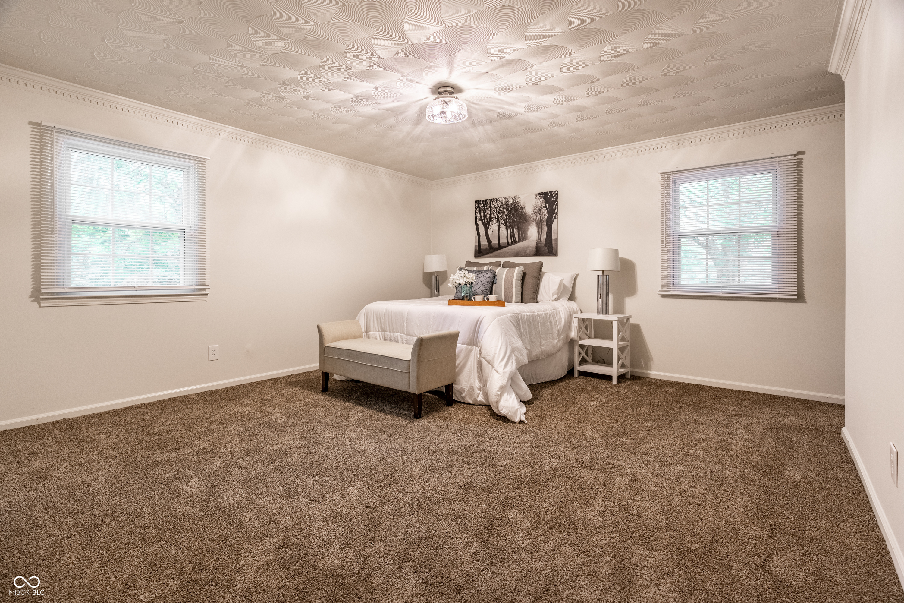 8729 Chapel Glen Drive