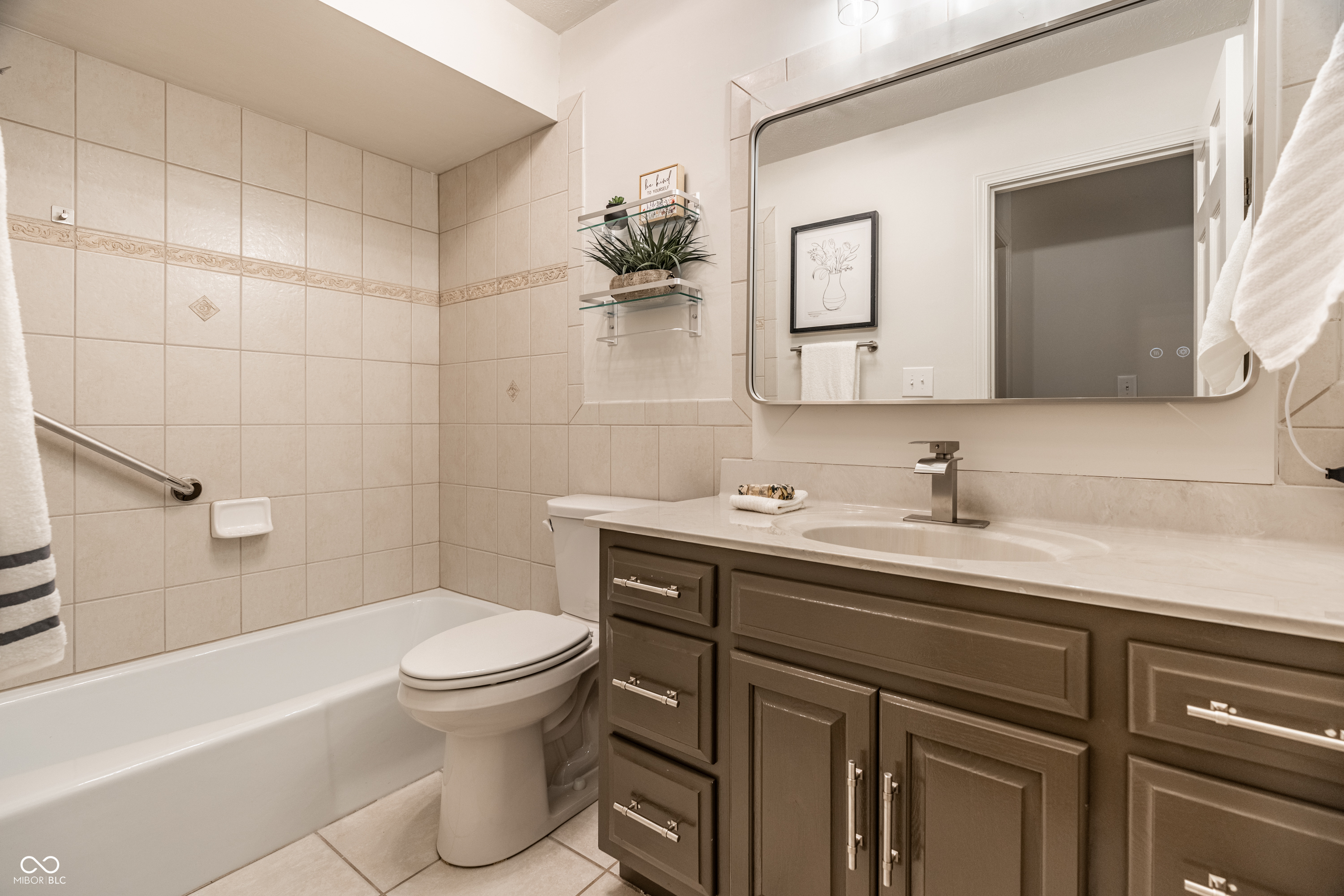 8729 Chapel Glen Drive