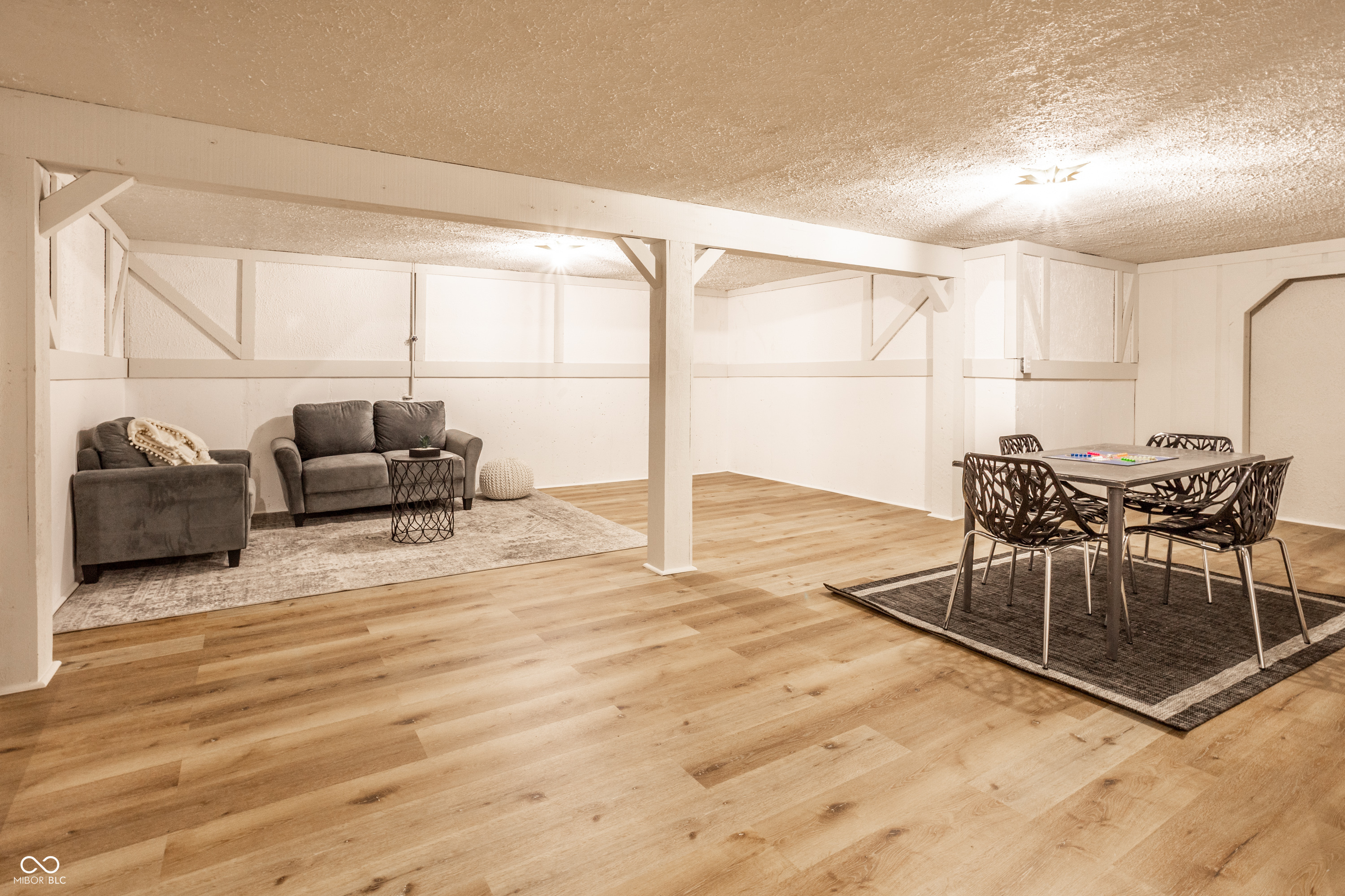 8729 Chapel Glen Drive