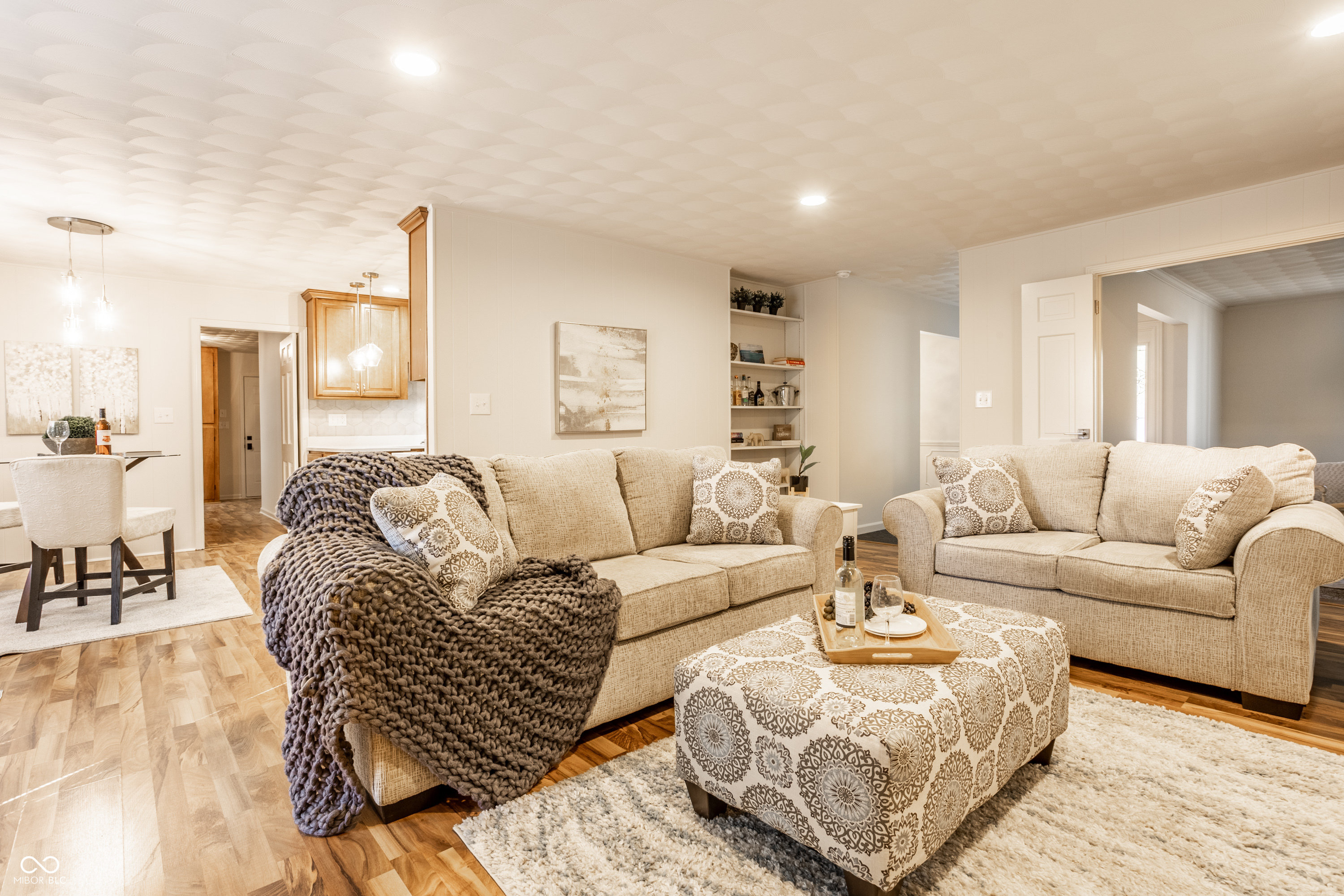 8729 Chapel Glen Drive