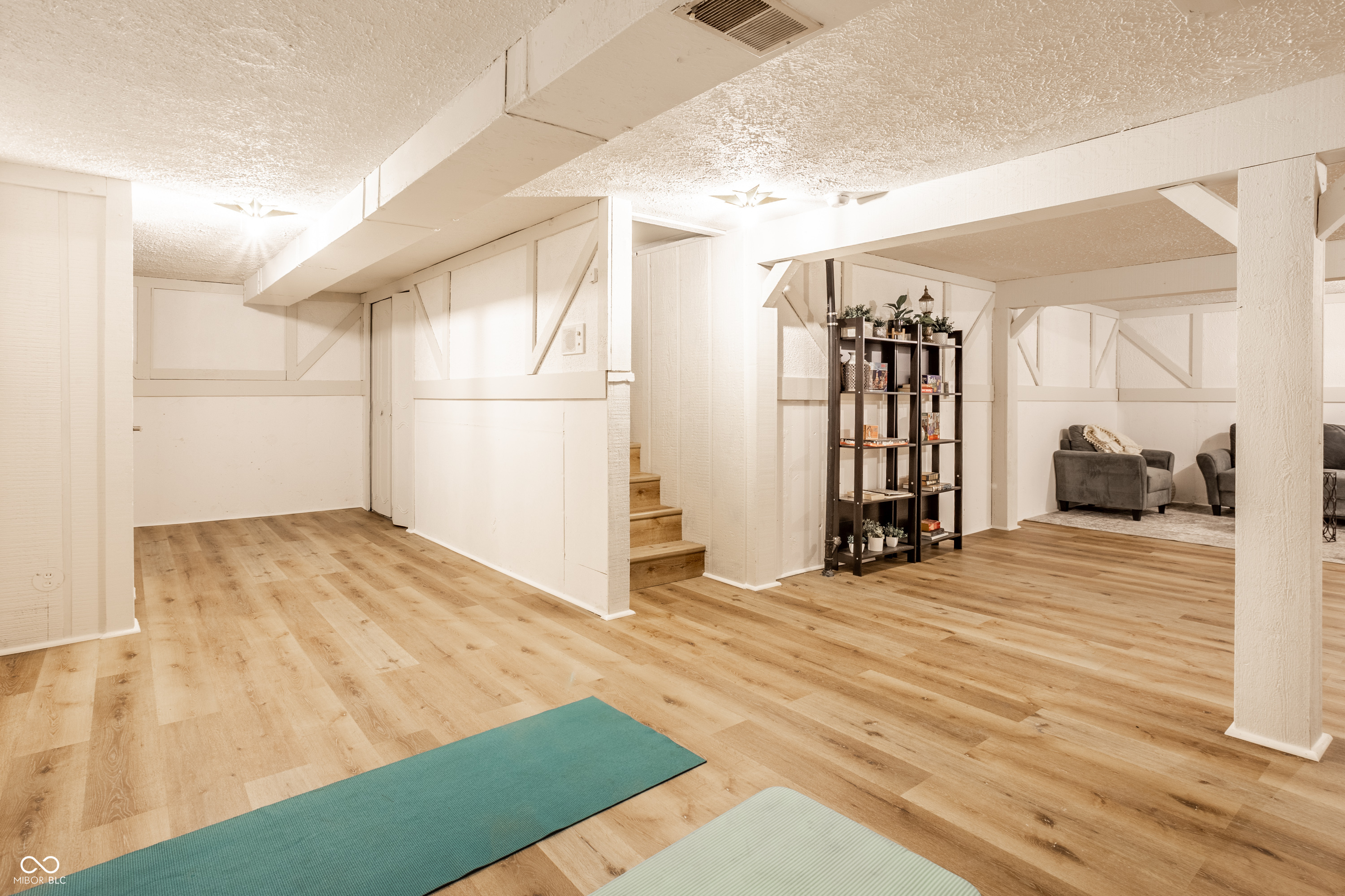 8729 Chapel Glen Drive