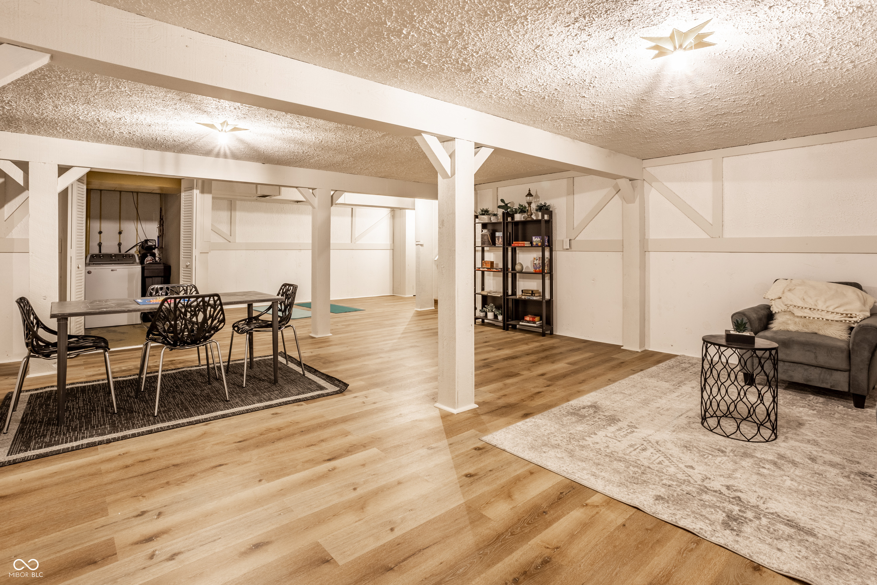 8729 Chapel Glen Drive