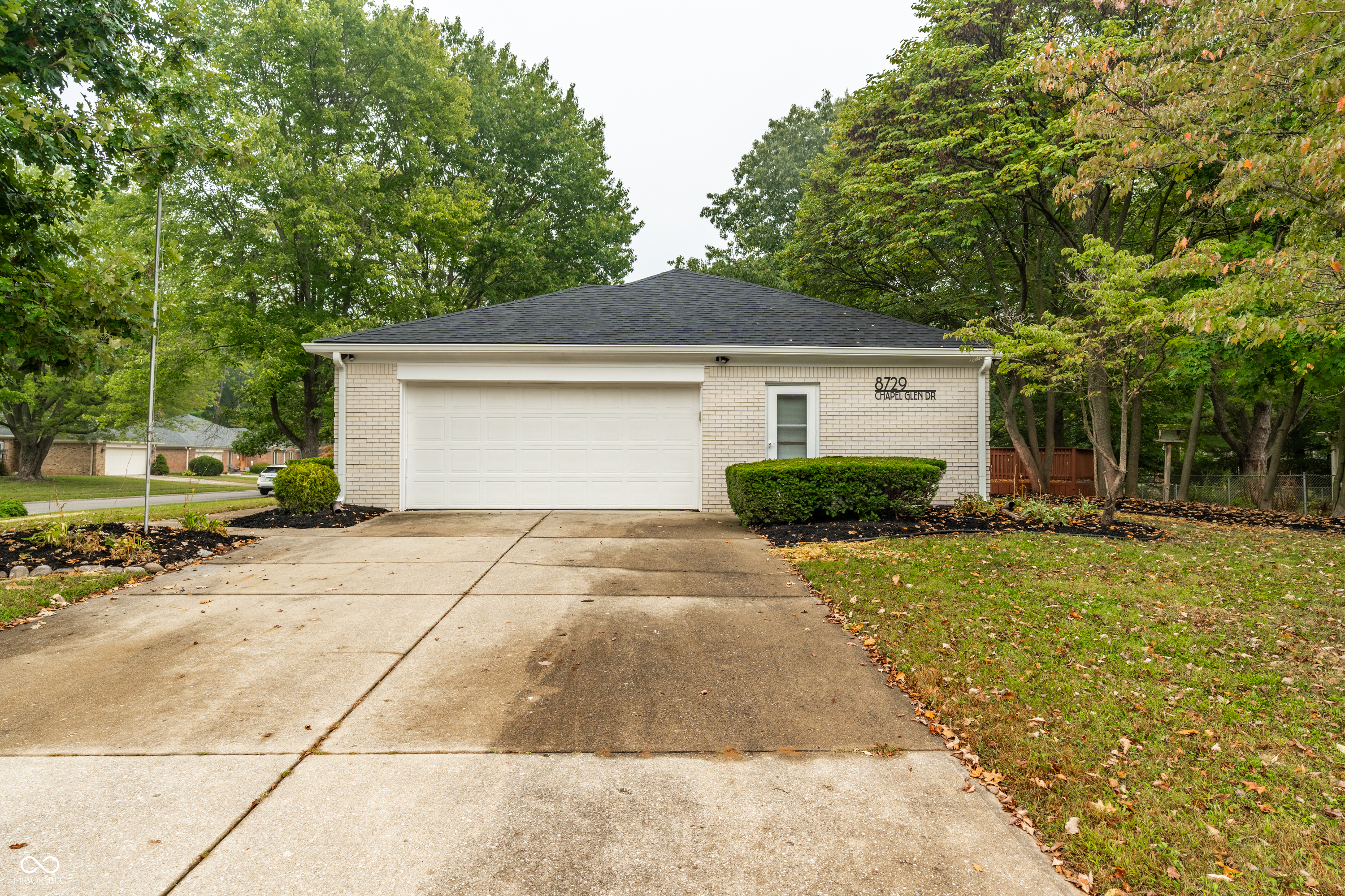 8729 Chapel Glen Drive