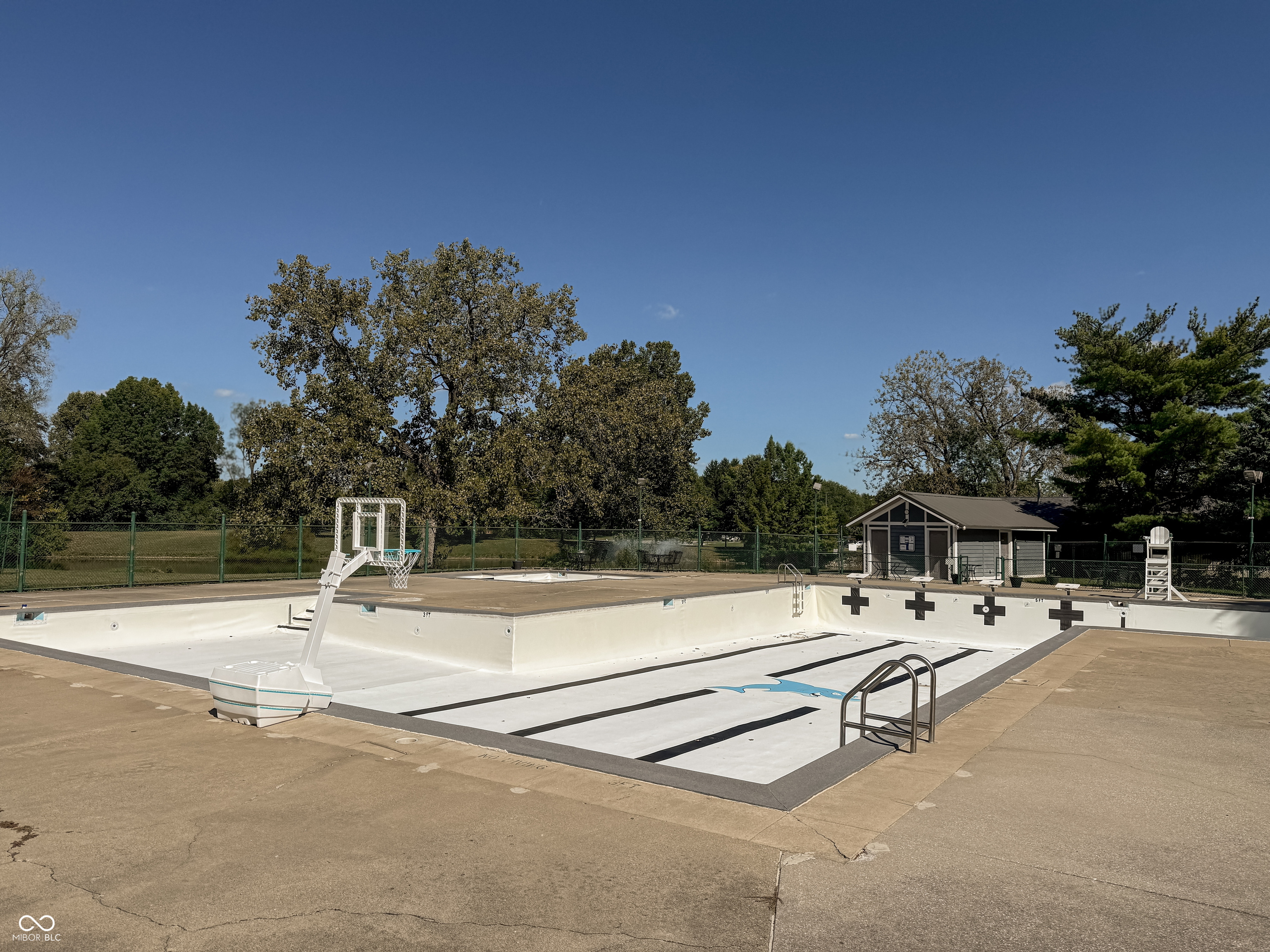 8729 Chapel Glen Drive