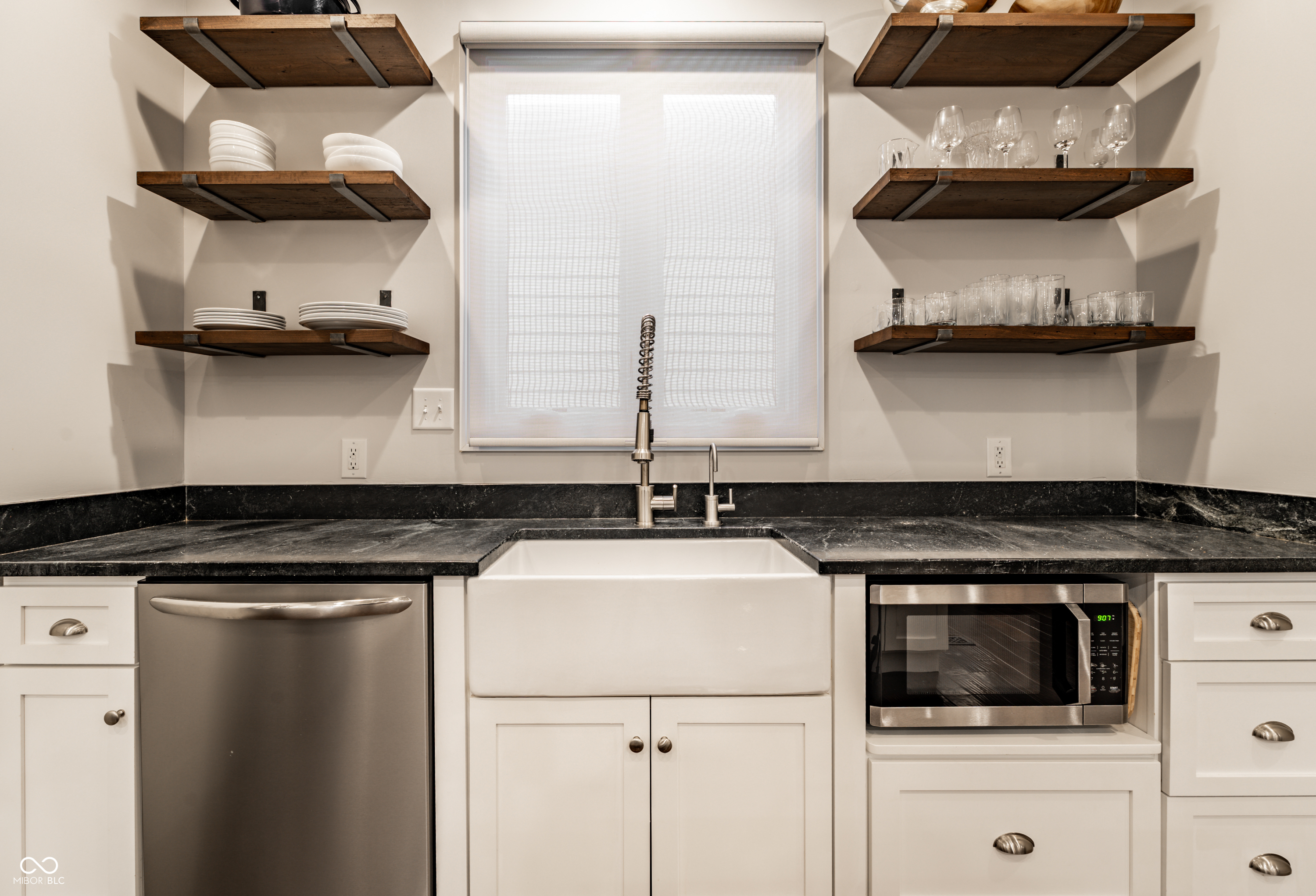 648 E Saint Clair Street